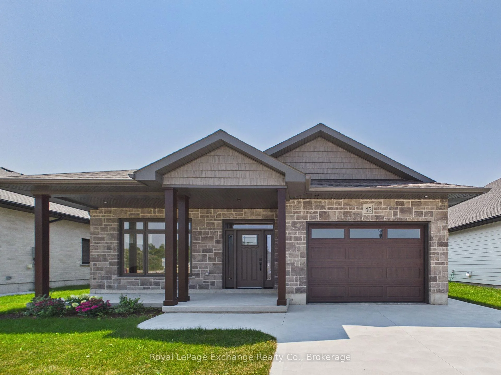 Front of 43 Mercedes Crescent