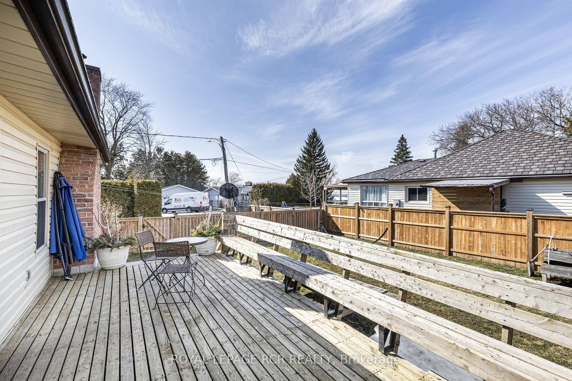 Photo 7 of 829 Sedore Avenue, Georgina, Historic Lakeshore Communities — HOMEH