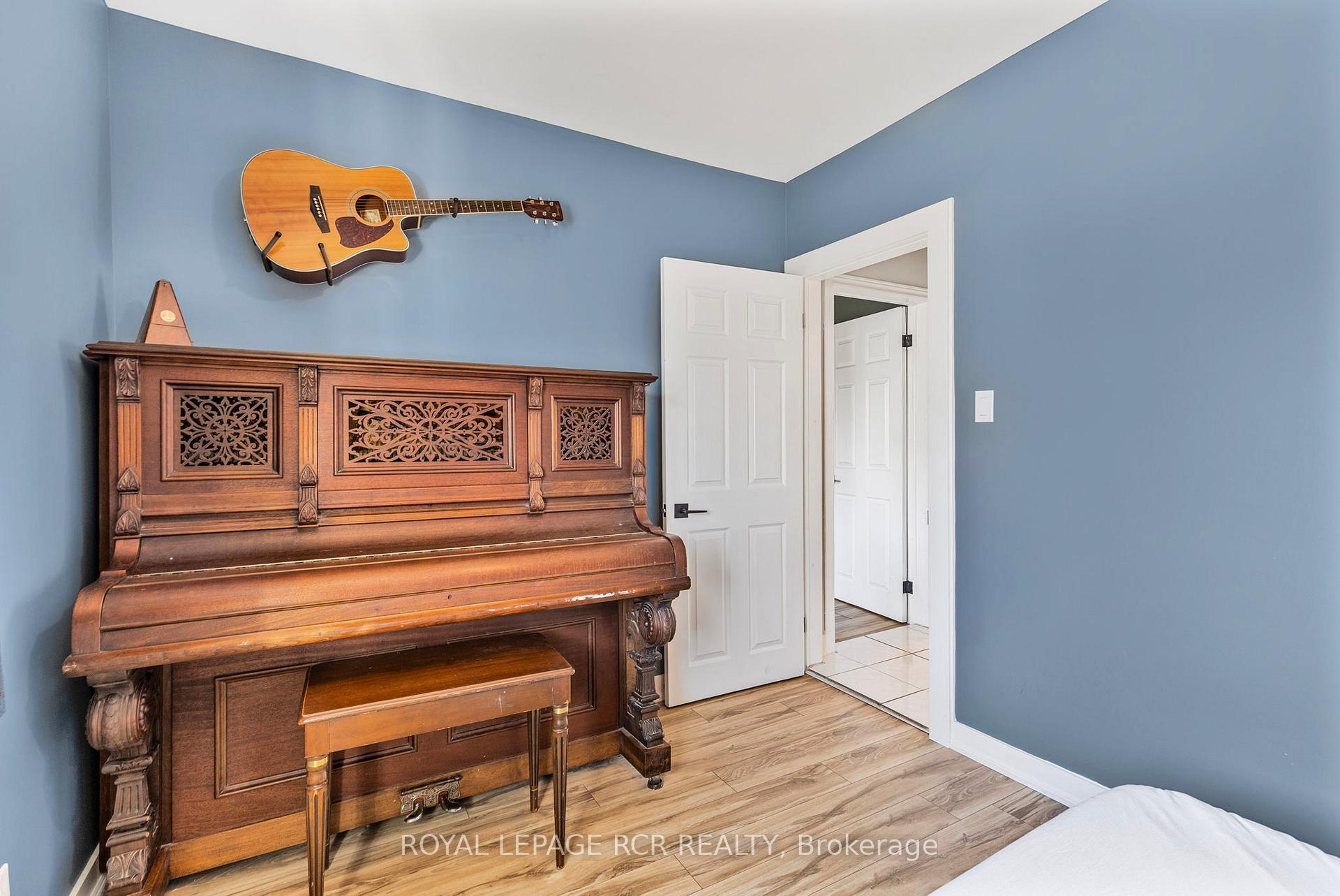 Photo 32 of 829 Sedore Avenue, Georgina, Historic Lakeshore Communities — HOMEH