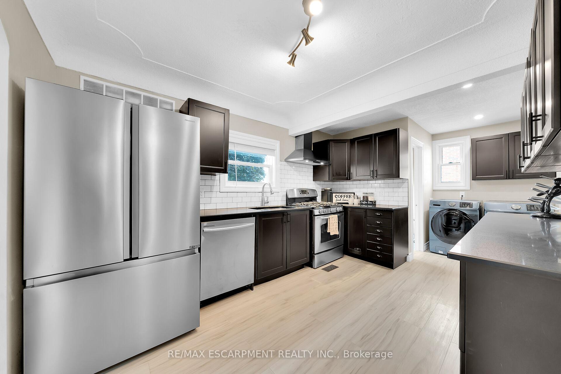 Photo 9 of 350 Pottruff Road N, Hamilton, Kentley — HOMEH