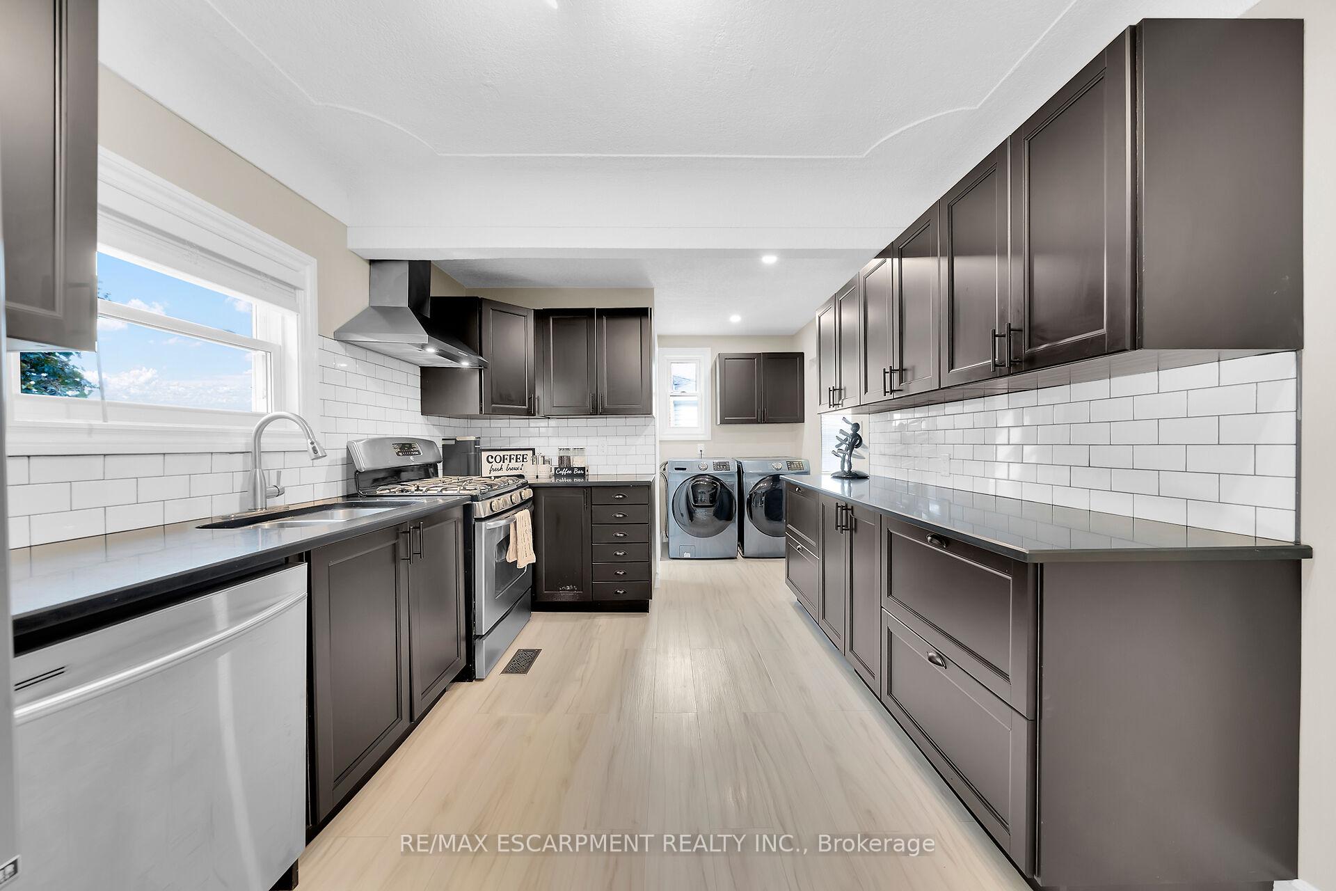 Photo 13 of 350 Pottruff Road N, Hamilton, Kentley — HOMEH