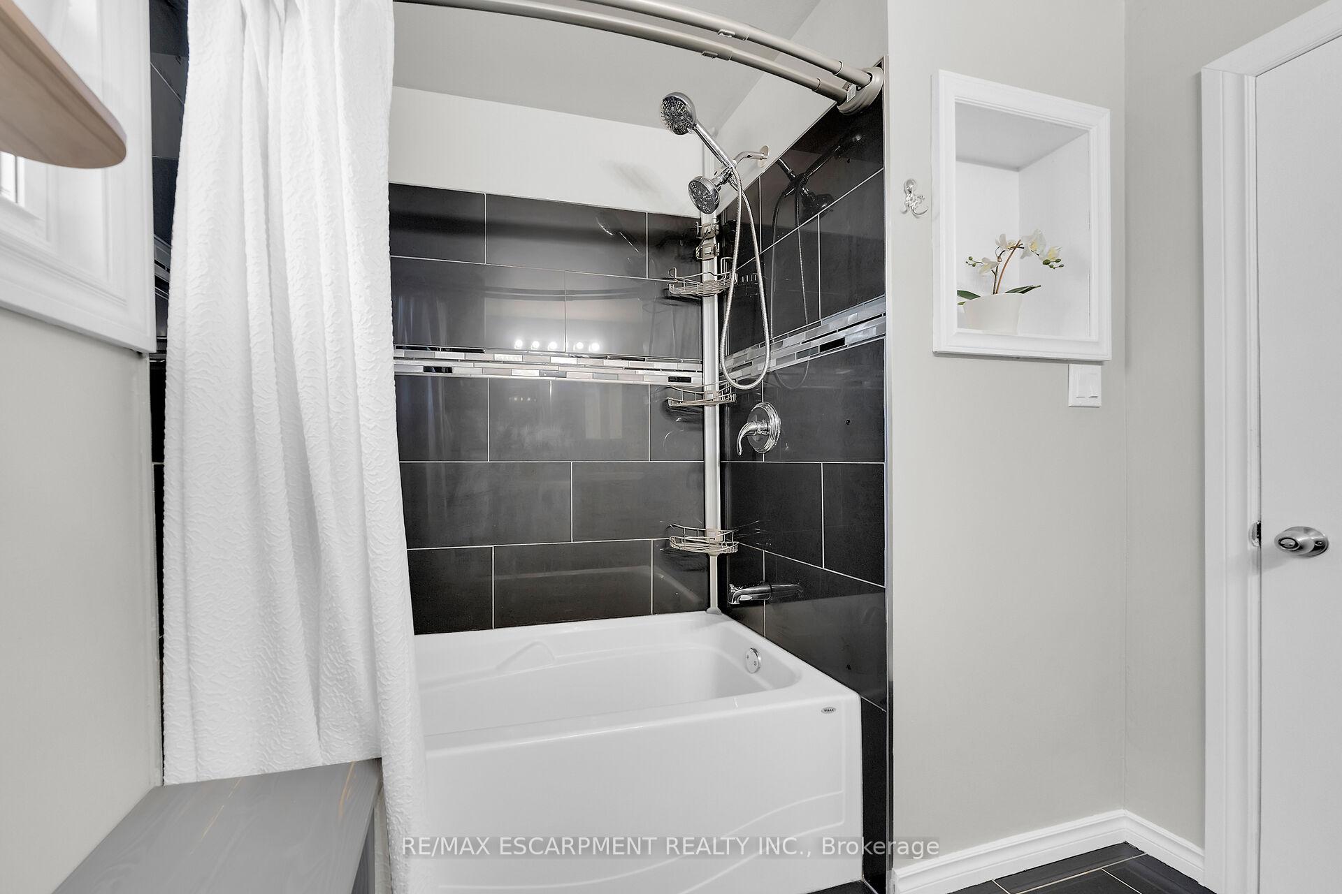 Photo 16 of 350 Pottruff Road N, Hamilton, Kentley — HOMEH