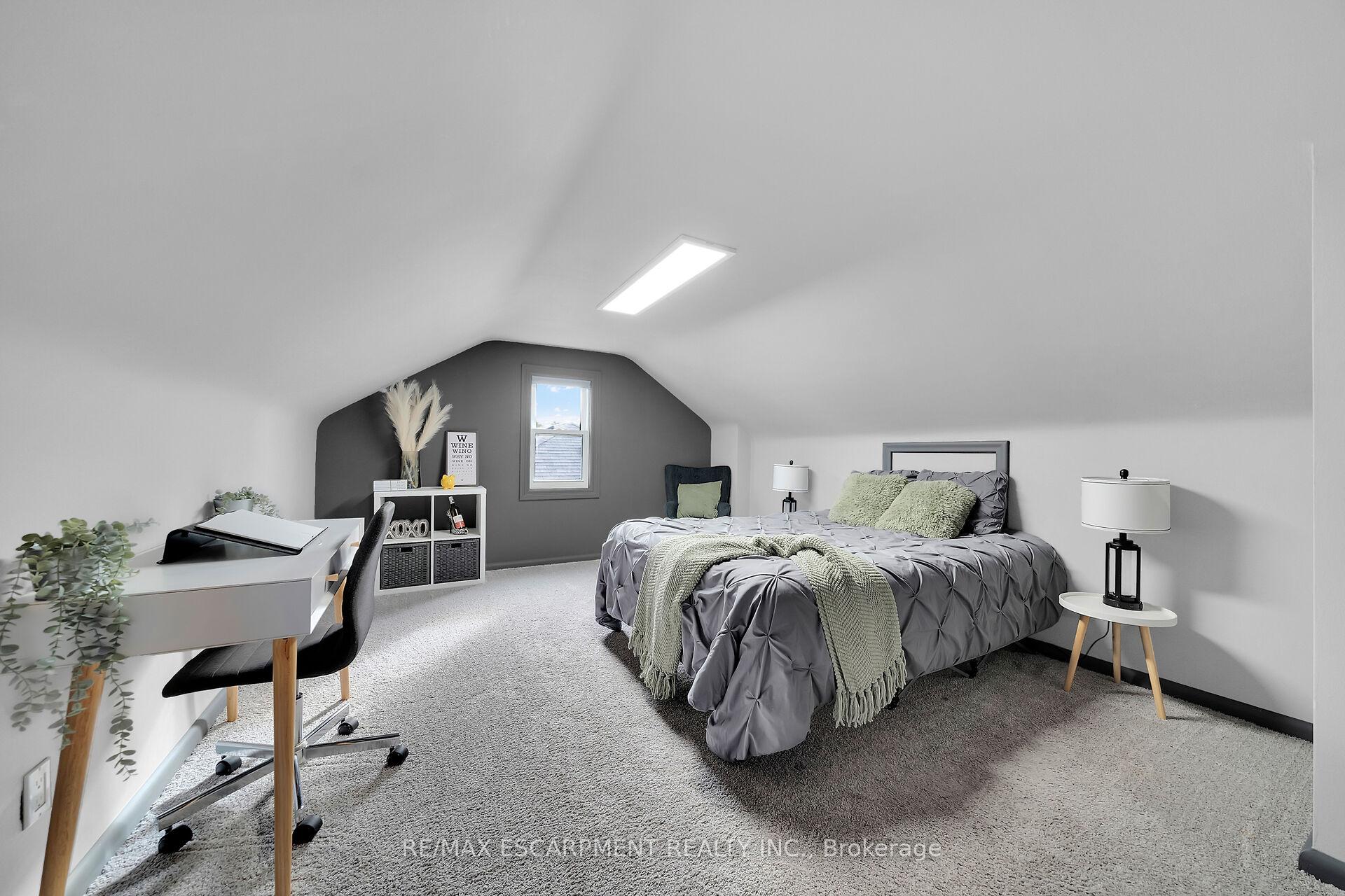 Photo 22 of 350 Pottruff Road N, Hamilton, Kentley — HOMEH
