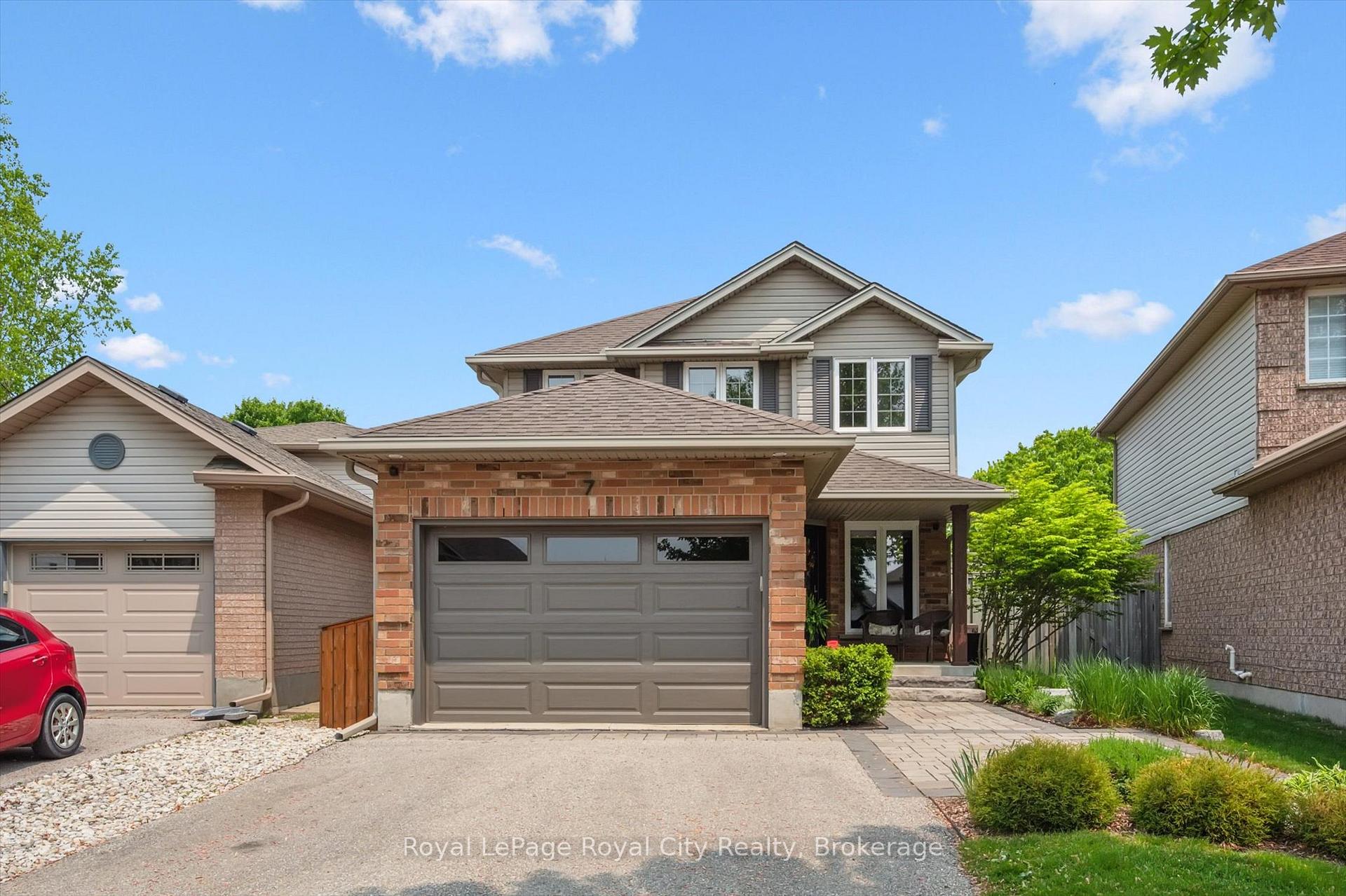Photo 1 of 7 Hill Trail, Guelph, Grange Road — HOMEH