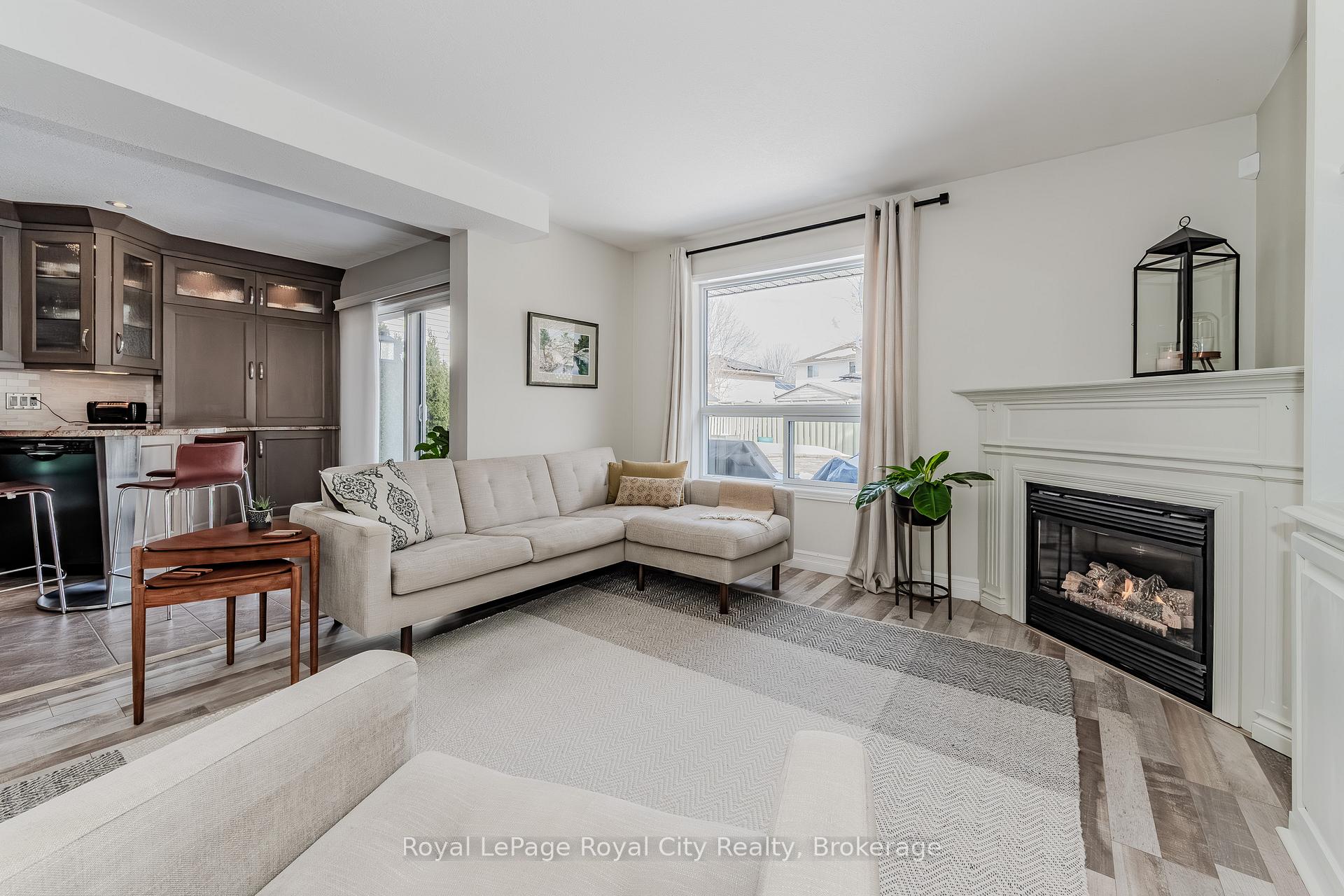 Photo 11 of 7 Hill Trail, Guelph, Grange Road — HOMEH