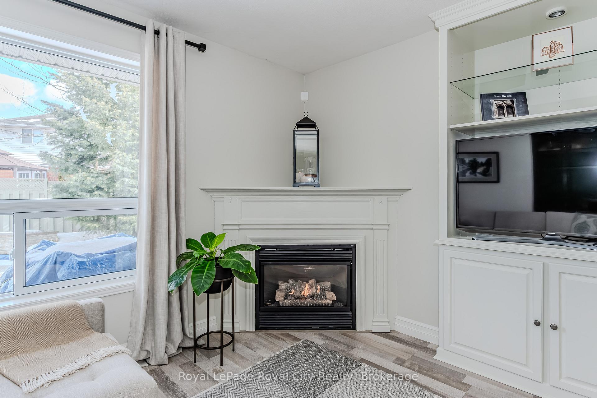 Photo 12 of 7 Hill Trail, Guelph, Grange Road — HOMEH