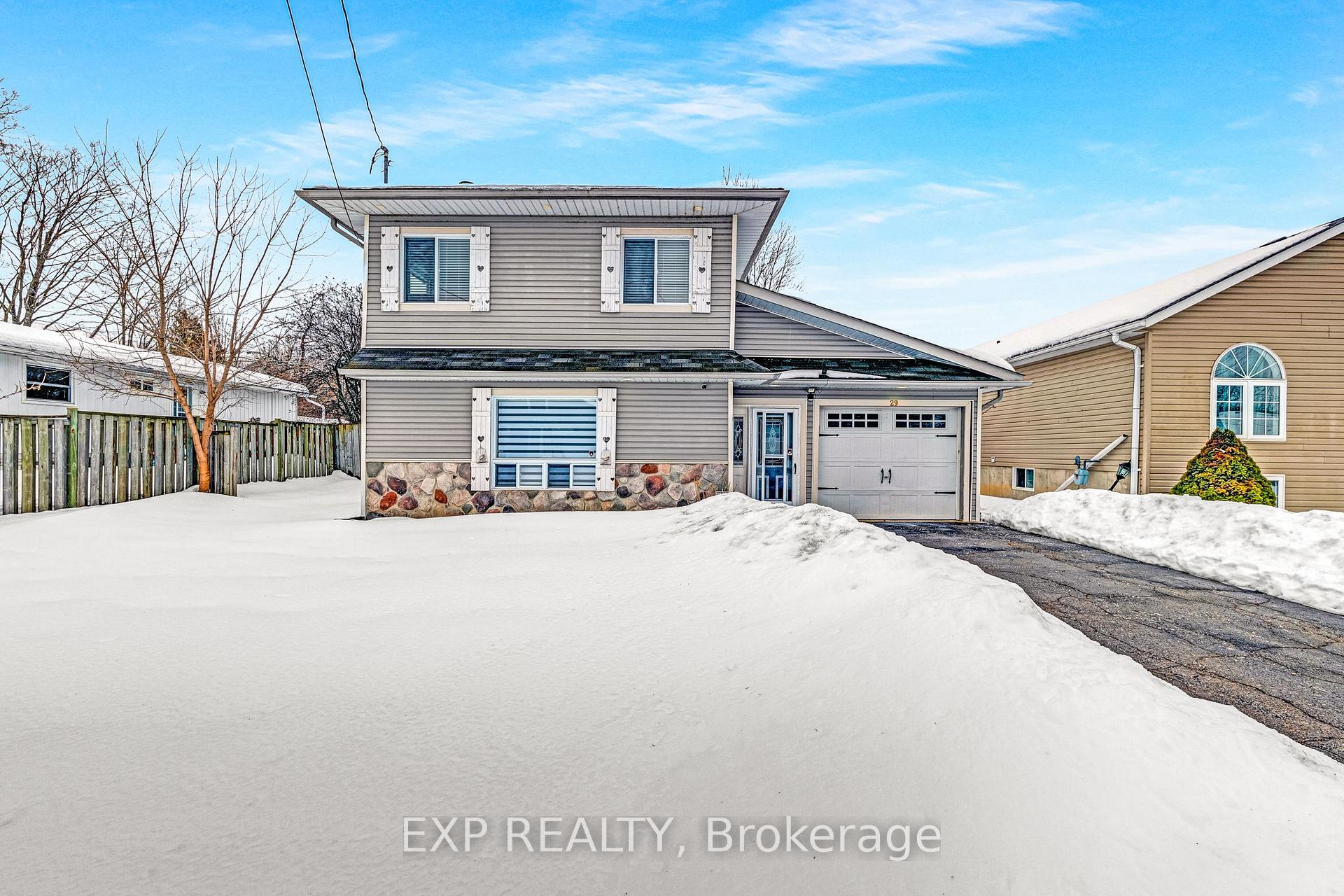 Photo 1 of 29 Alice Avenue, Georgina, Historic Lakeshore Communities — HOMEH