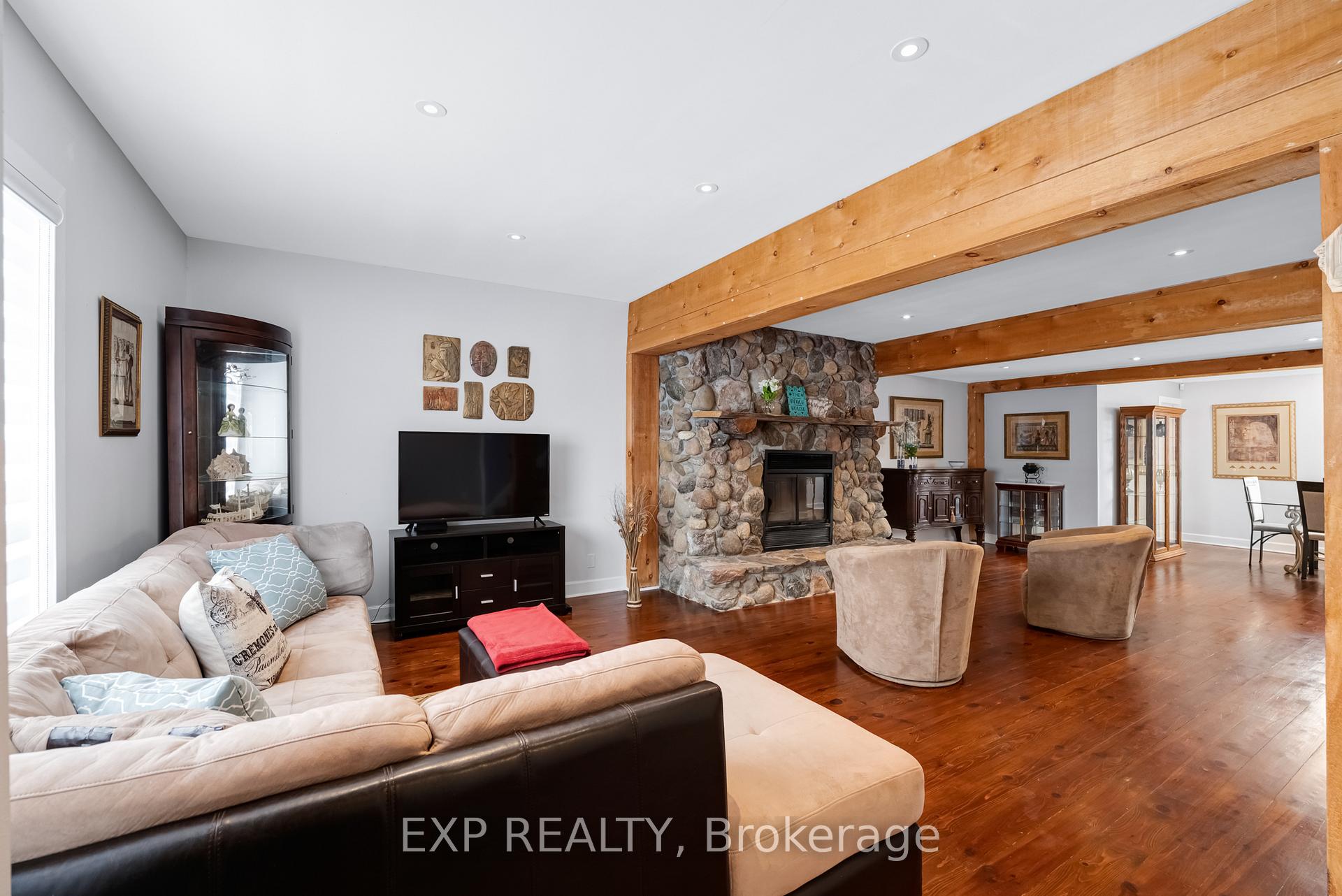 Photo 5 of 29 Alice Avenue, Georgina, Historic Lakeshore Communities — HOMEH
