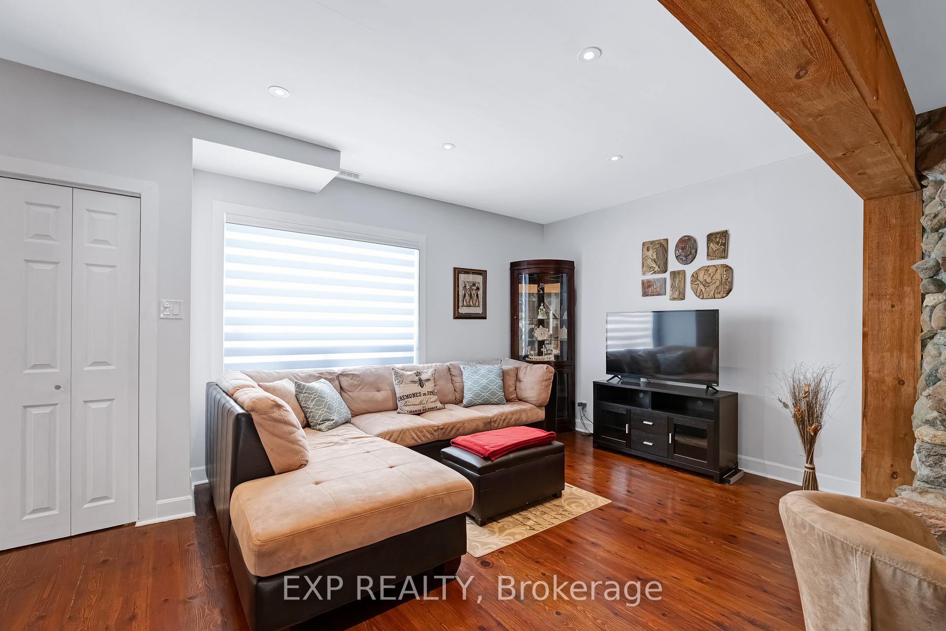 Photo 6 of 29 Alice Avenue, Georgina, Historic Lakeshore Communities — HOMEH