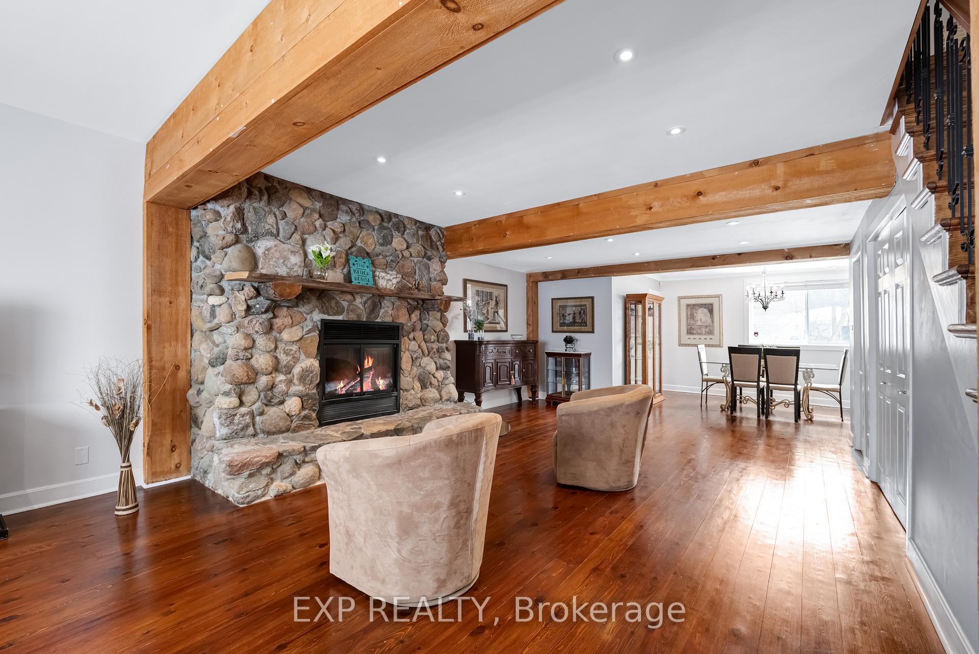 Photo 8 of 29 Alice Avenue, Georgina, Historic Lakeshore Communities — HOMEH