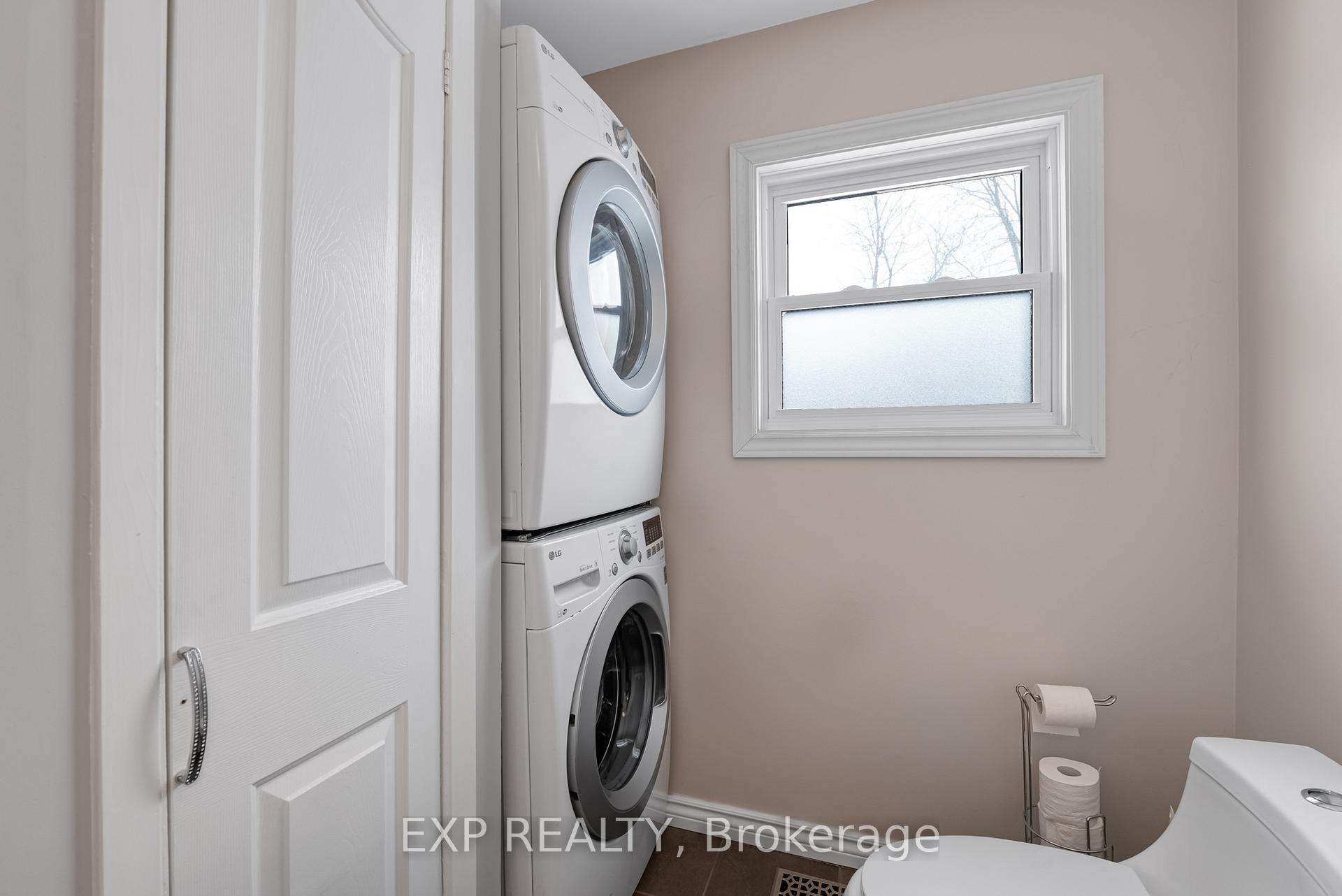 Photo 30 of 29 Alice Avenue, Georgina, Historic Lakeshore Communities — HOMEH