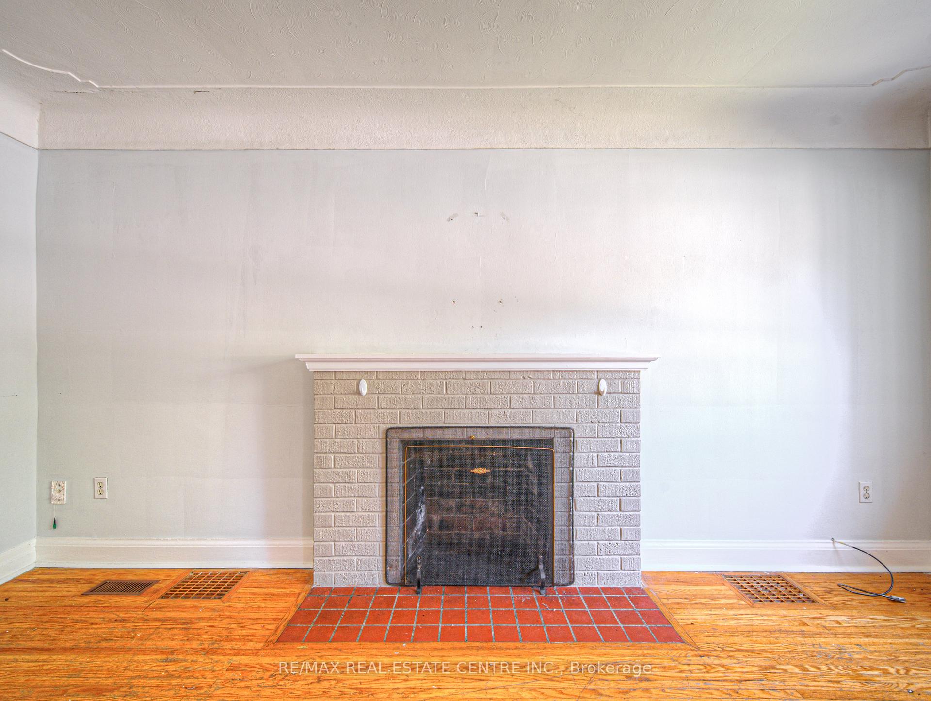 Photo 10 of 77 Emerson Street, Hamilton, Ainslie Wood — HOMEH