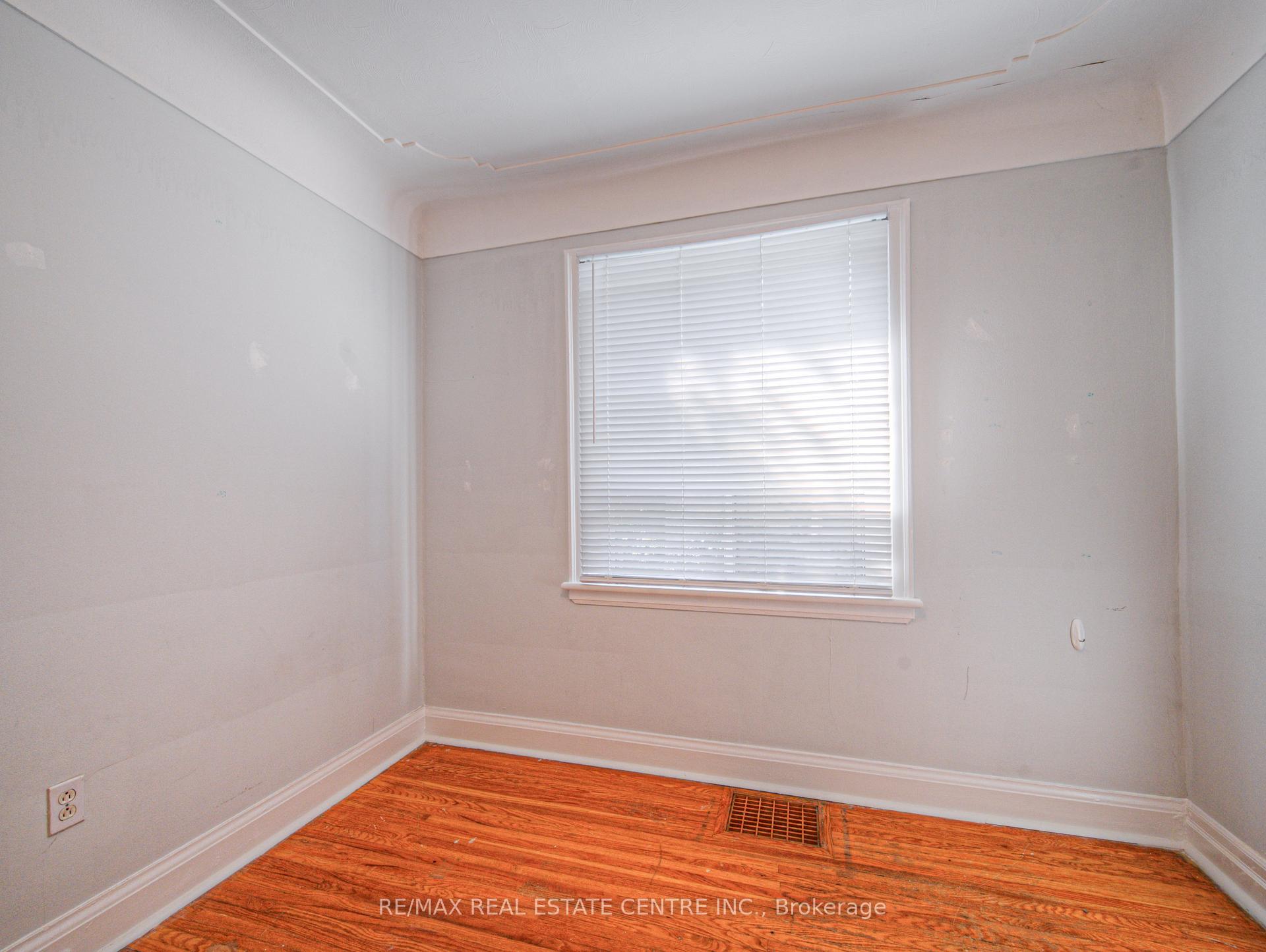 Photo 12 of 77 Emerson Street, Hamilton, Ainslie Wood — HOMEH