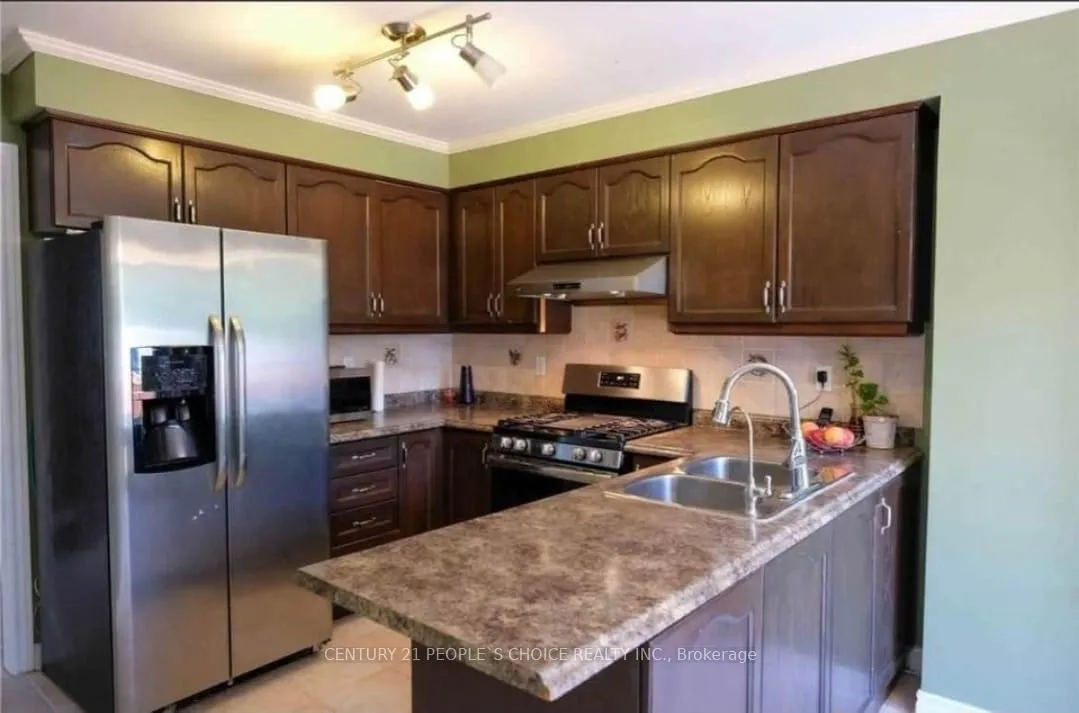 Photo 3 of 78 Giraffe Avenue, Brampton, Sandringham-Wellington — HOMEH