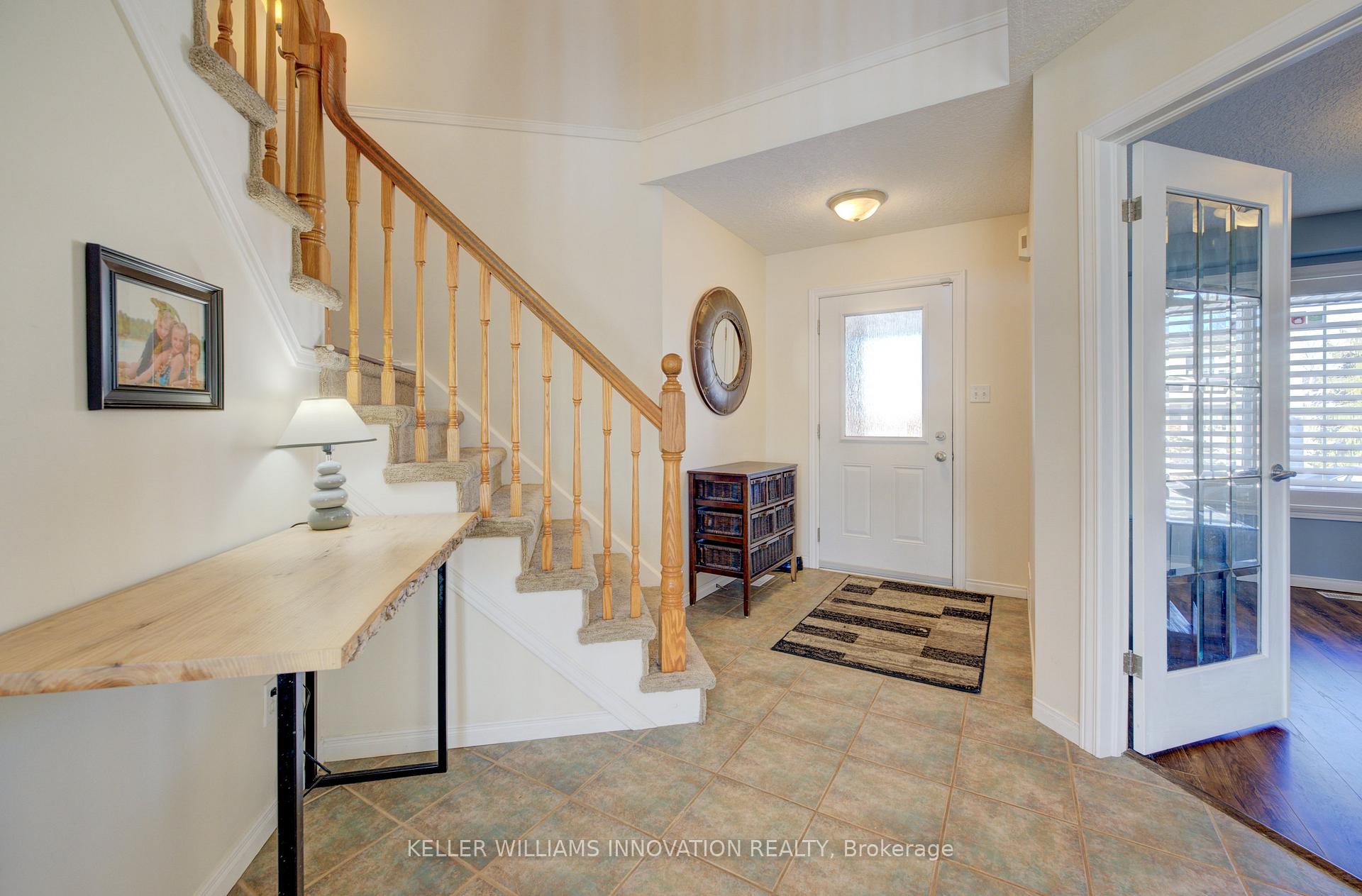 Photo 3 of 37 Grey Oak Drive, Guelph, Pineridge/Westminster Woods — HOMEH