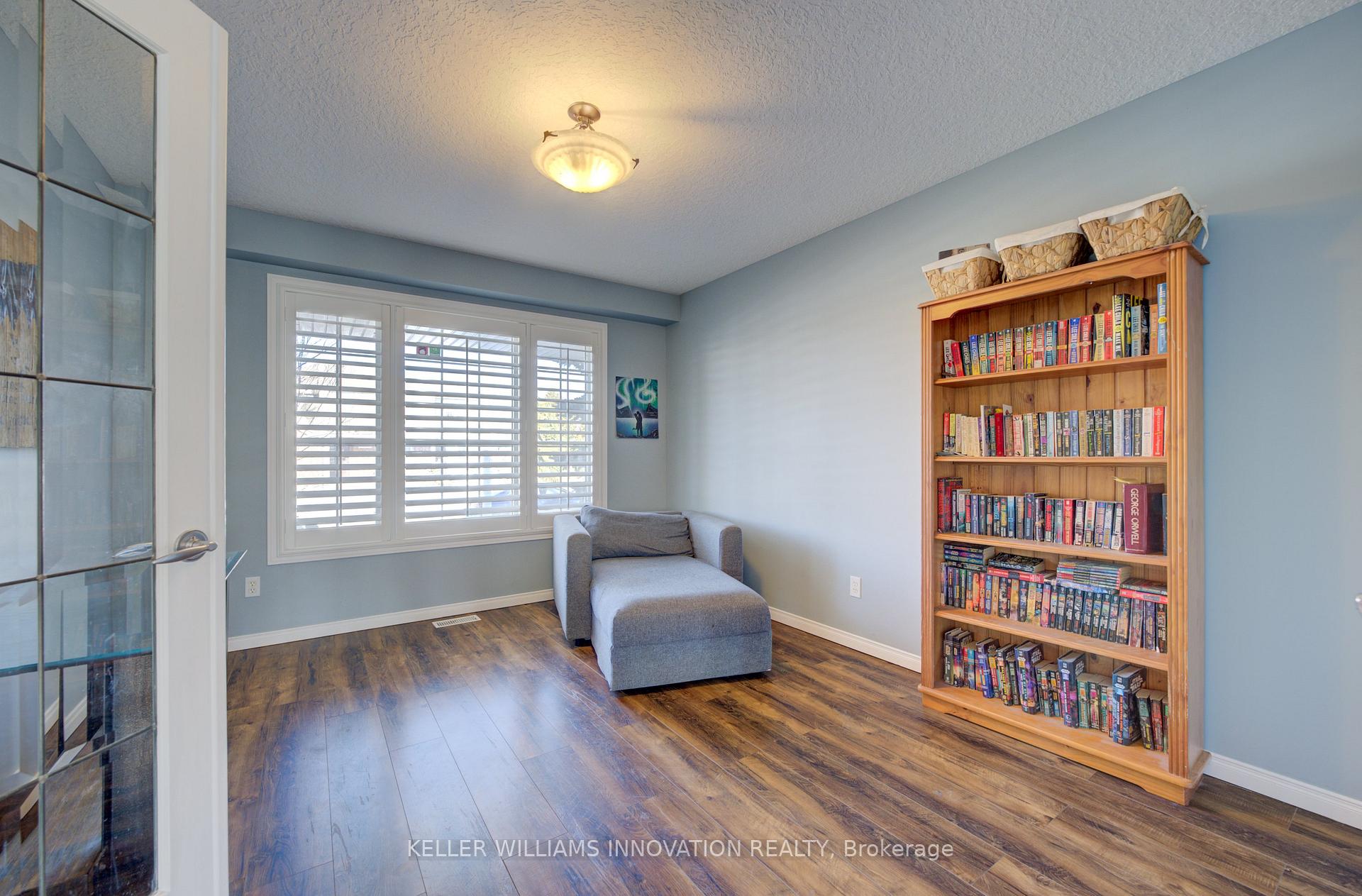 Photo 4 of 37 Grey Oak Drive, Guelph, Pineridge/Westminster Woods — HOMEH