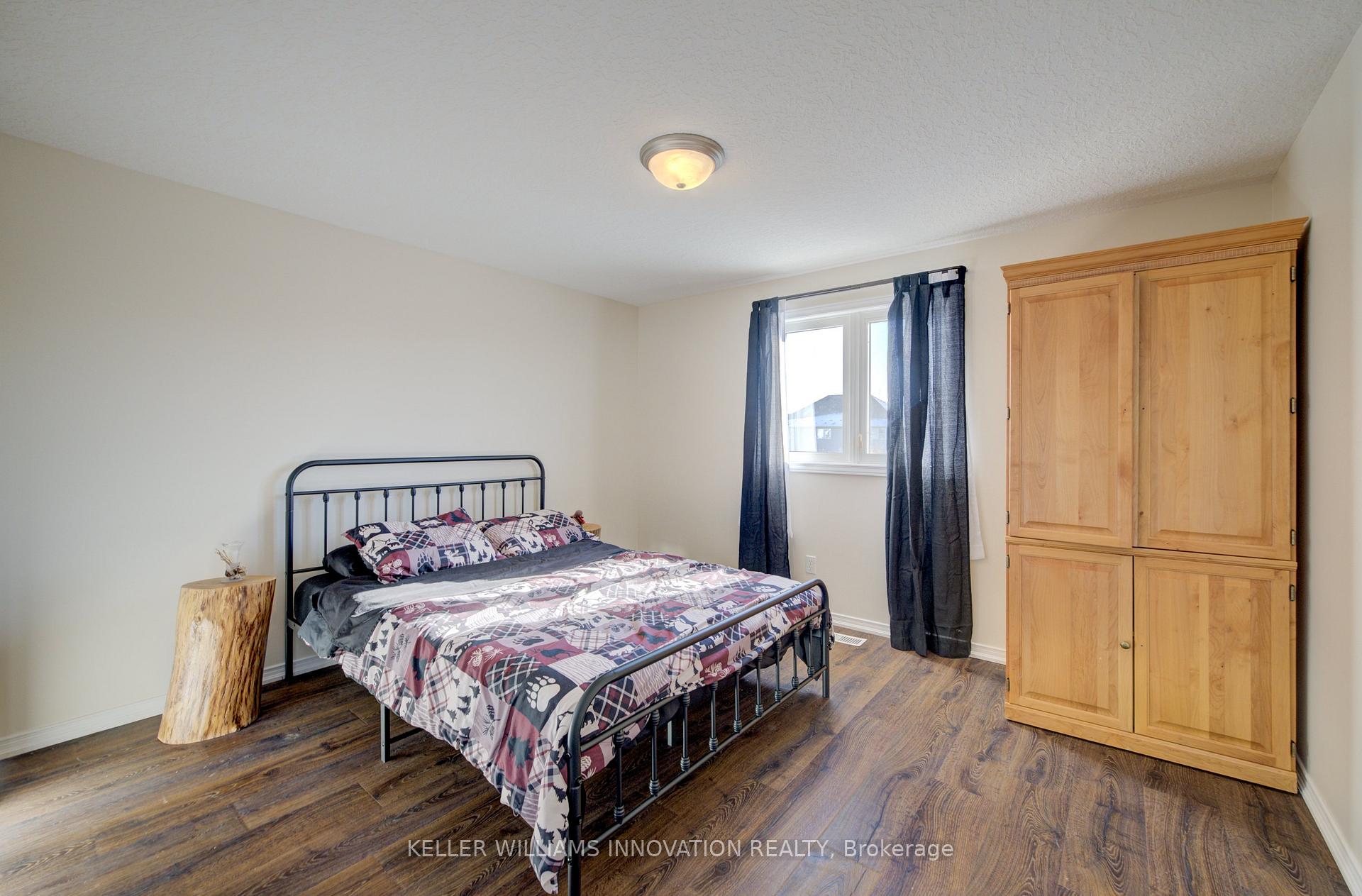 Photo 20 of 37 Grey Oak Drive, Guelph, Pineridge/Westminster Woods — HOMEH