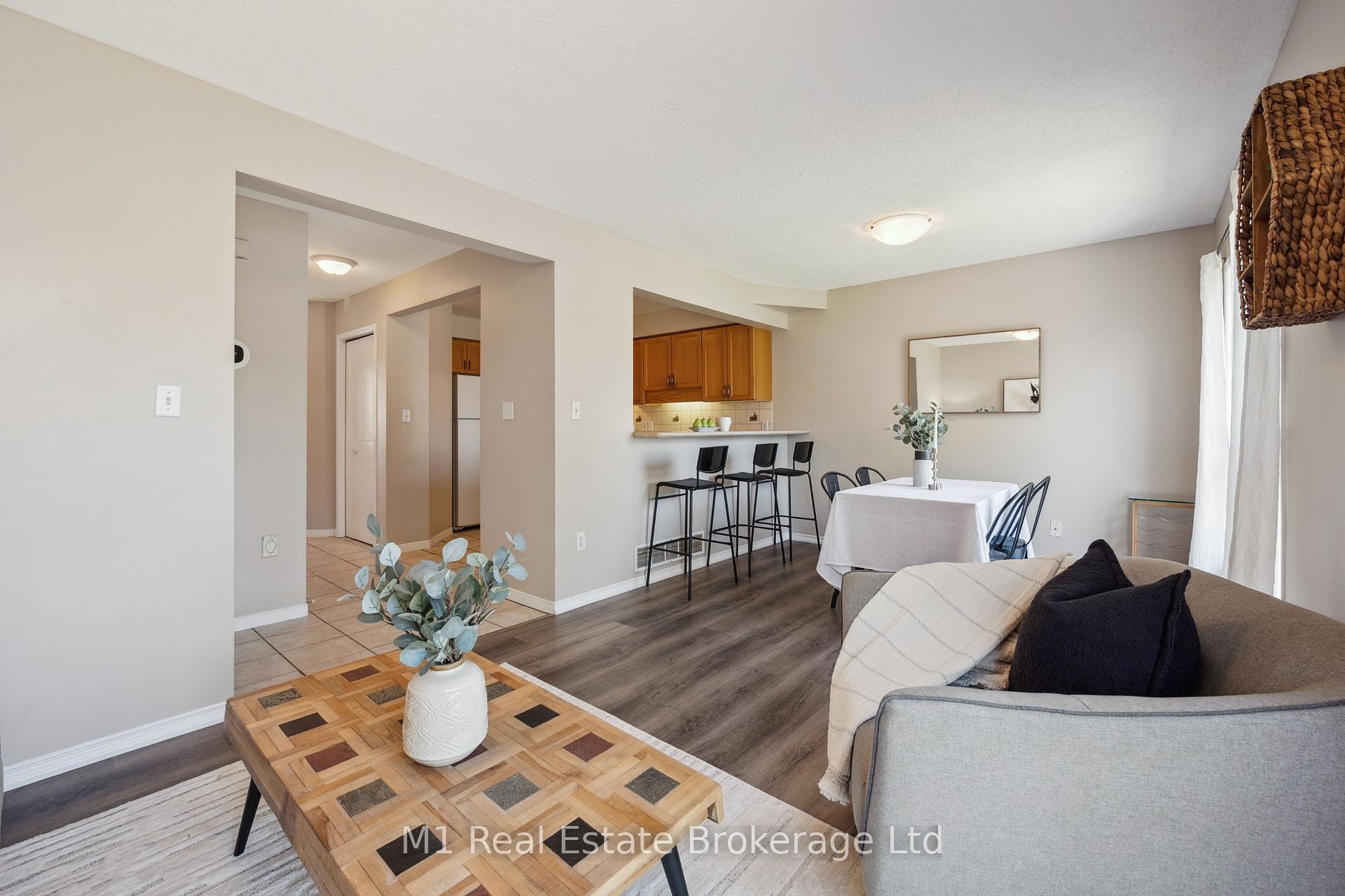 Photo 7 of 9 Eugene Drive, Guelph, Pineridge/Westminster Woods — HOMEH
