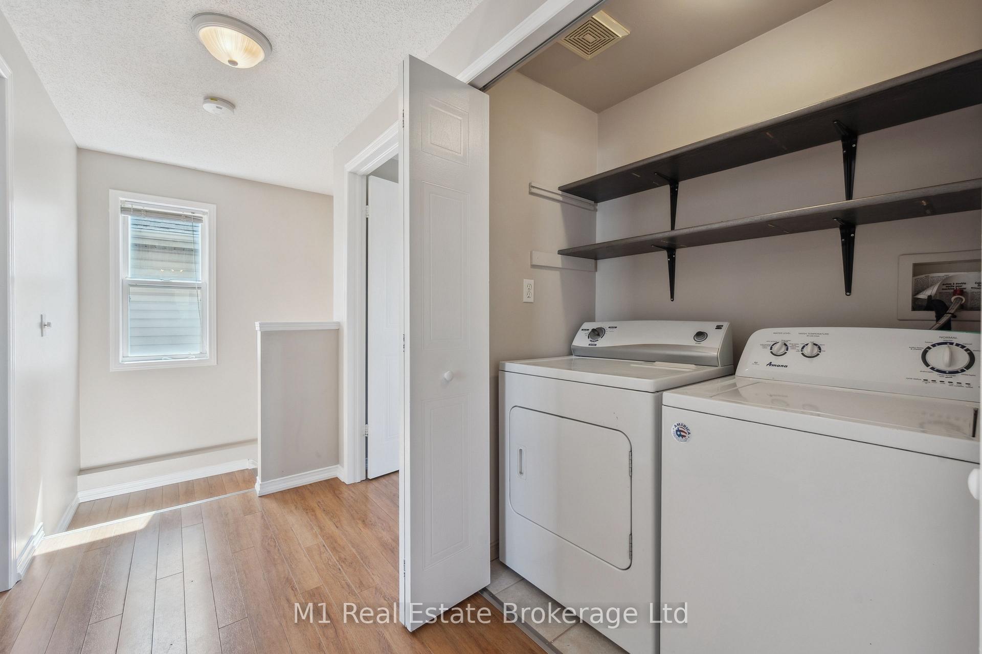 Photo 25 of 9 Eugene Drive, Guelph, Pineridge/Westminster Woods — HOMEH