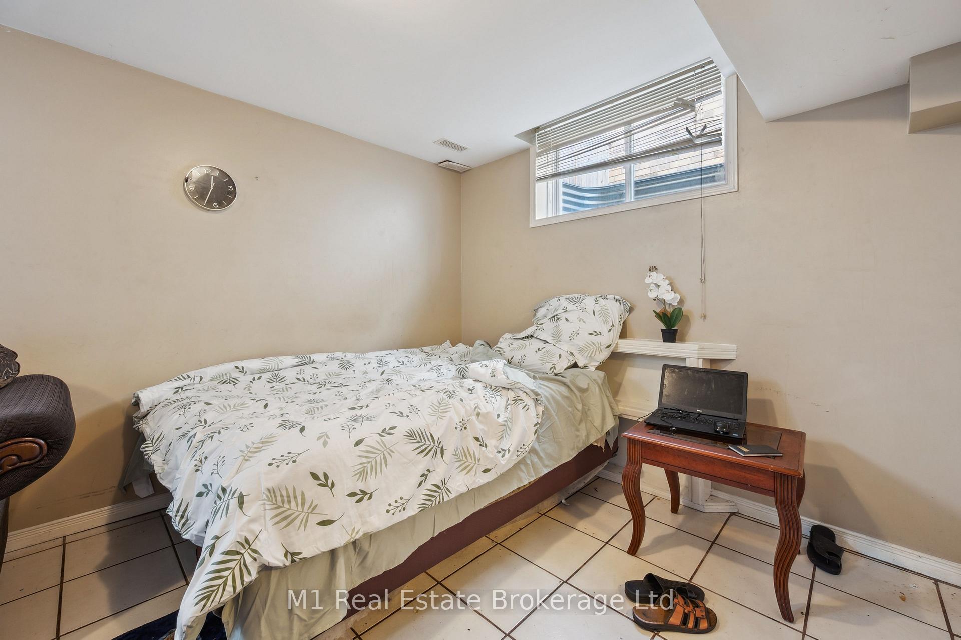 Photo 30 of 9 Eugene Drive, Guelph, Pineridge/Westminster Woods — HOMEH