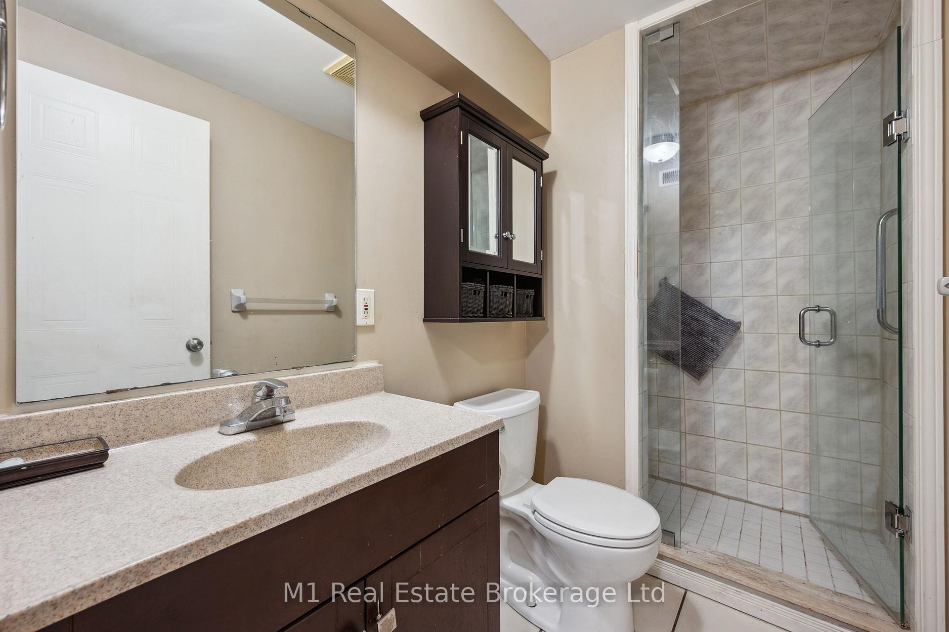 Photo 31 of 9 Eugene Drive, Guelph, Pineridge/Westminster Woods — HOMEH