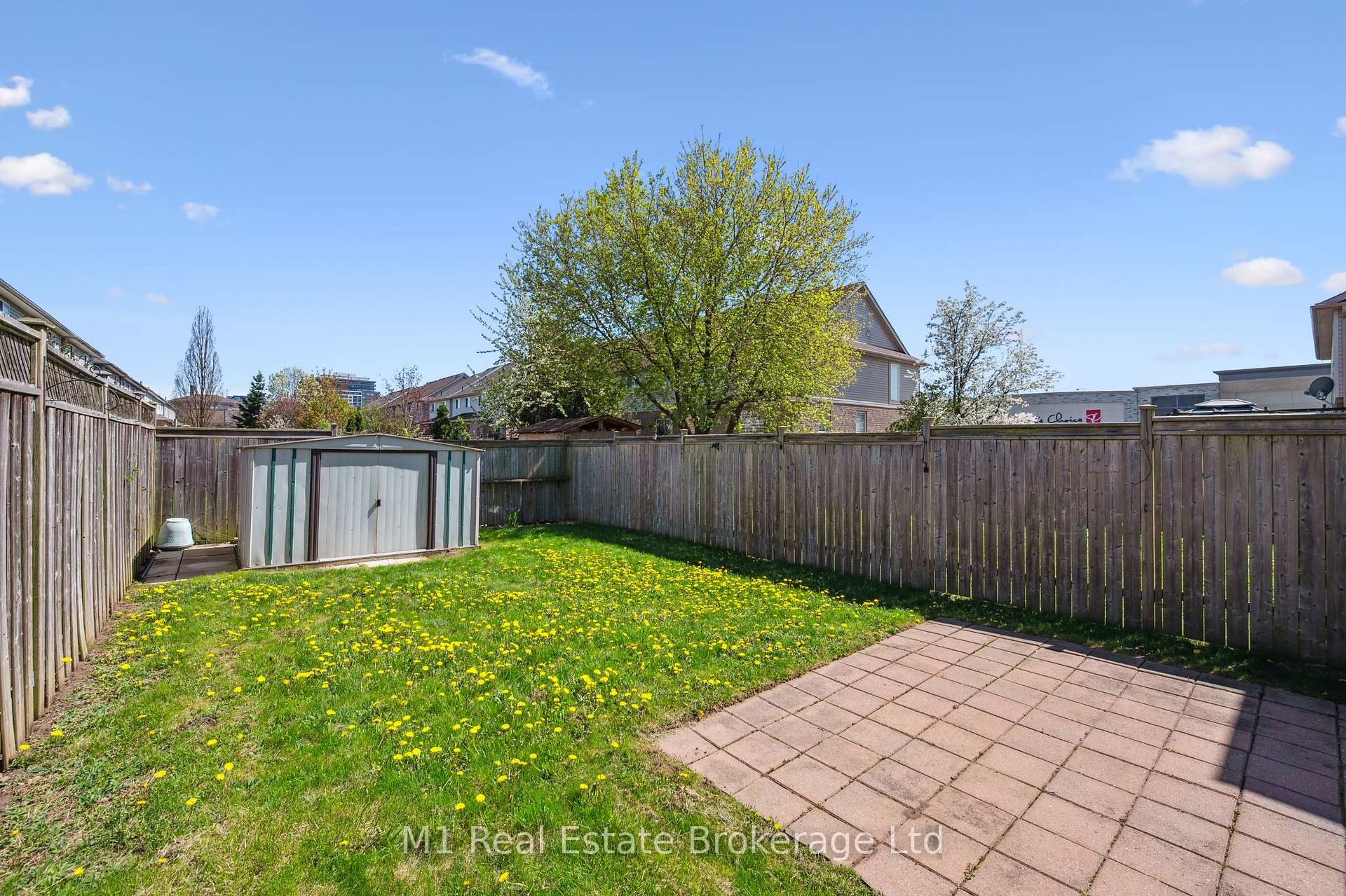 Photo 35 of 9 Eugene Drive, Guelph, Pineridge/Westminster Woods — HOMEH