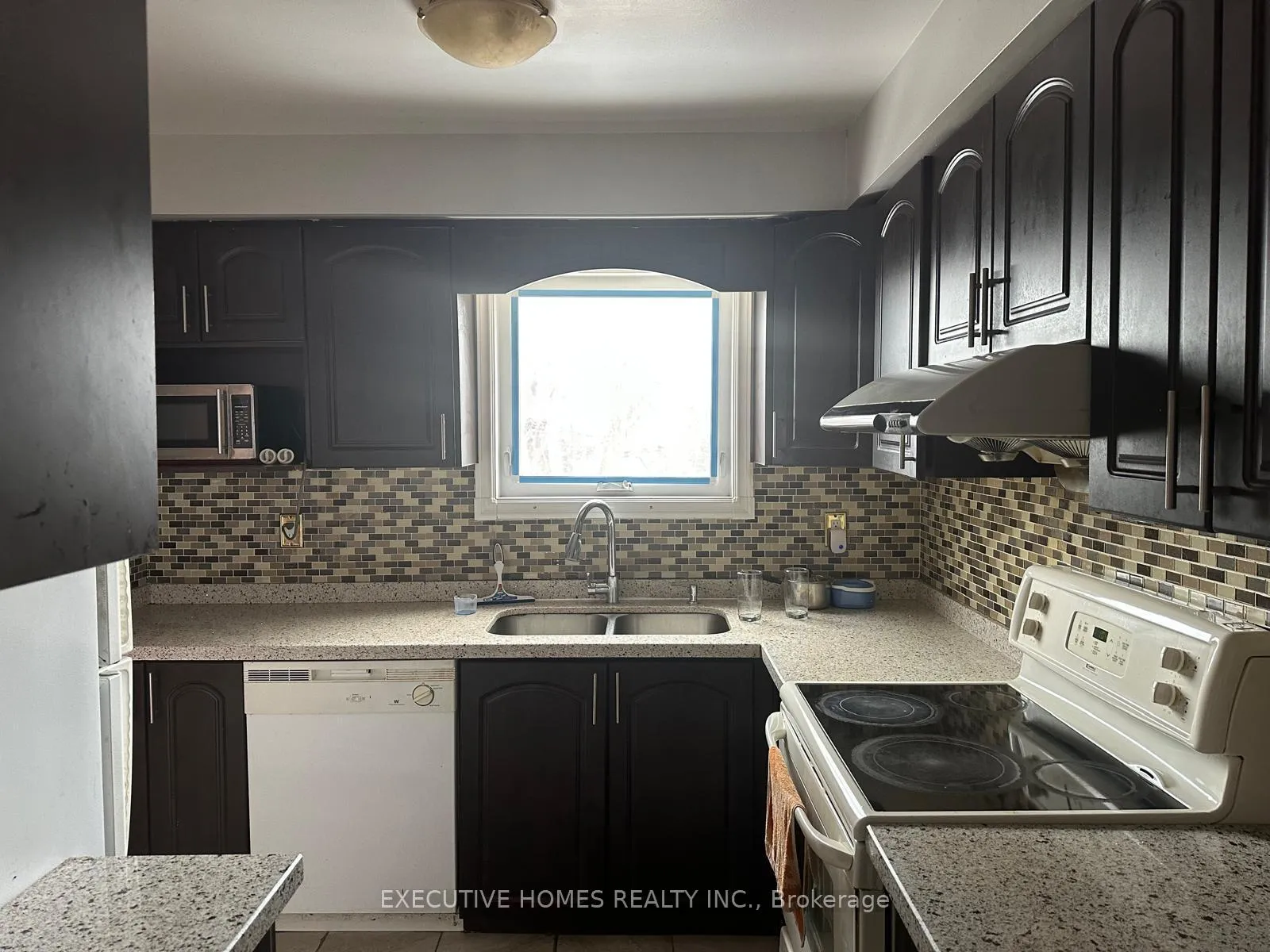 Photo 40 of 18 Sheldrake Court, Brampton, Brampton South — HOMEH