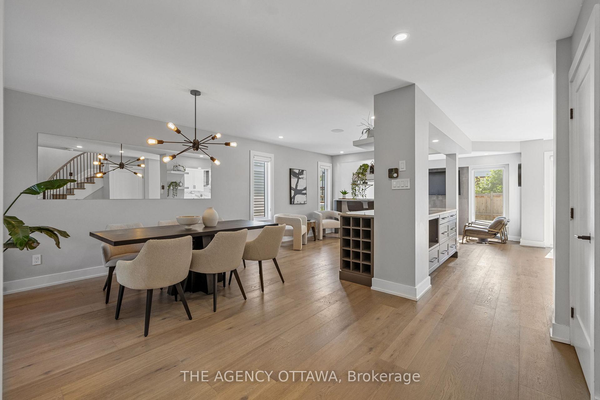 Photo 8 of 32 Whitestone Drive, Ottawa, Central Park — HOMEH