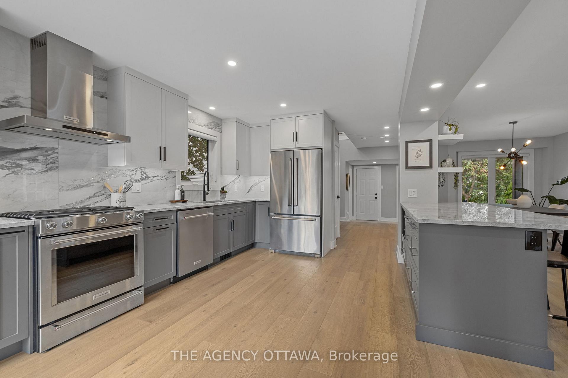 Photo 17 of 32 Whitestone Drive, Ottawa, Central Park — HOMEH