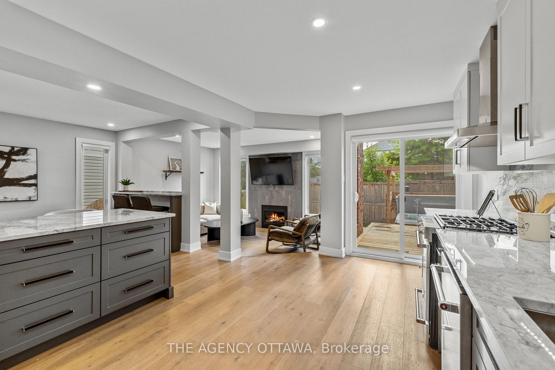 Photo 18 of 32 Whitestone Drive, Ottawa, Central Park — HOMEH