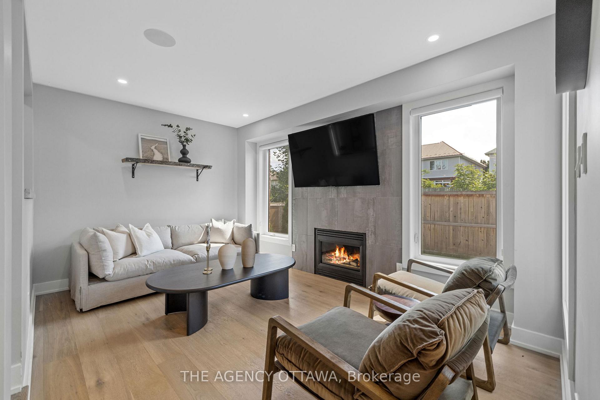 Photo 19 of 32 Whitestone Drive, Ottawa, Central Park — HOMEH