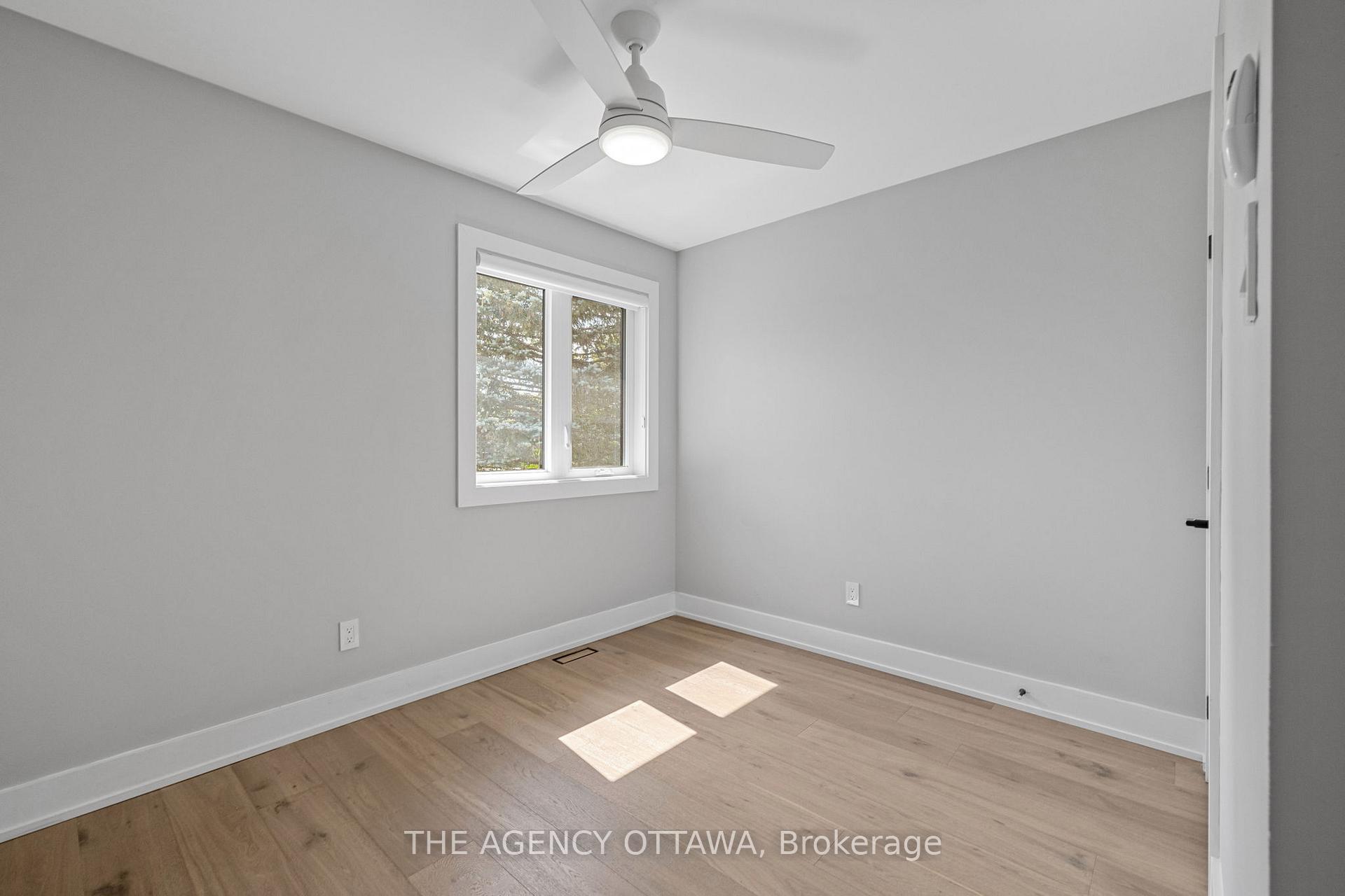 Photo 30 of 32 Whitestone Drive, Ottawa, Central Park — HOMEH