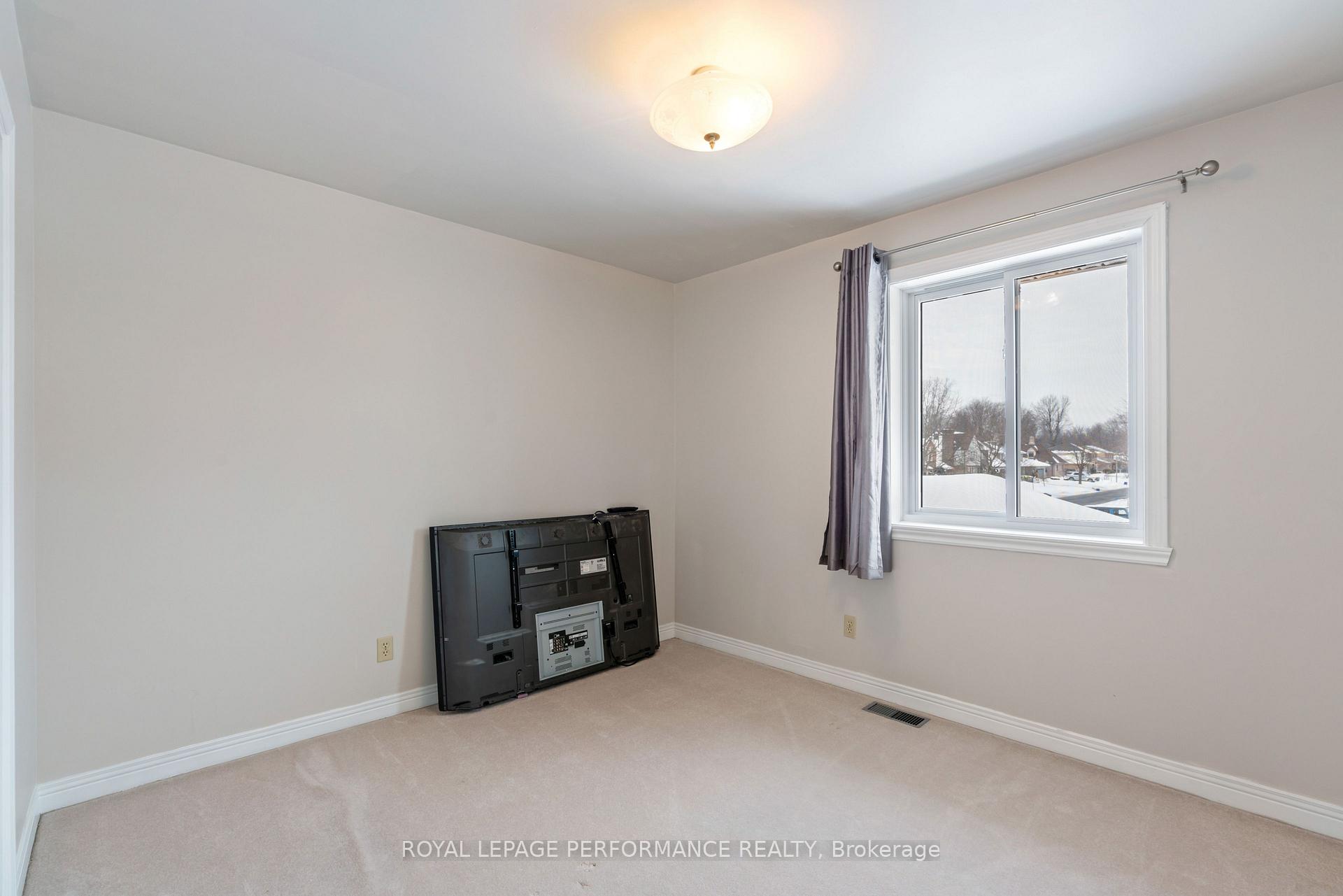 Photo 20 of 1701 Blakely Drive, Cornwall — HOMEH