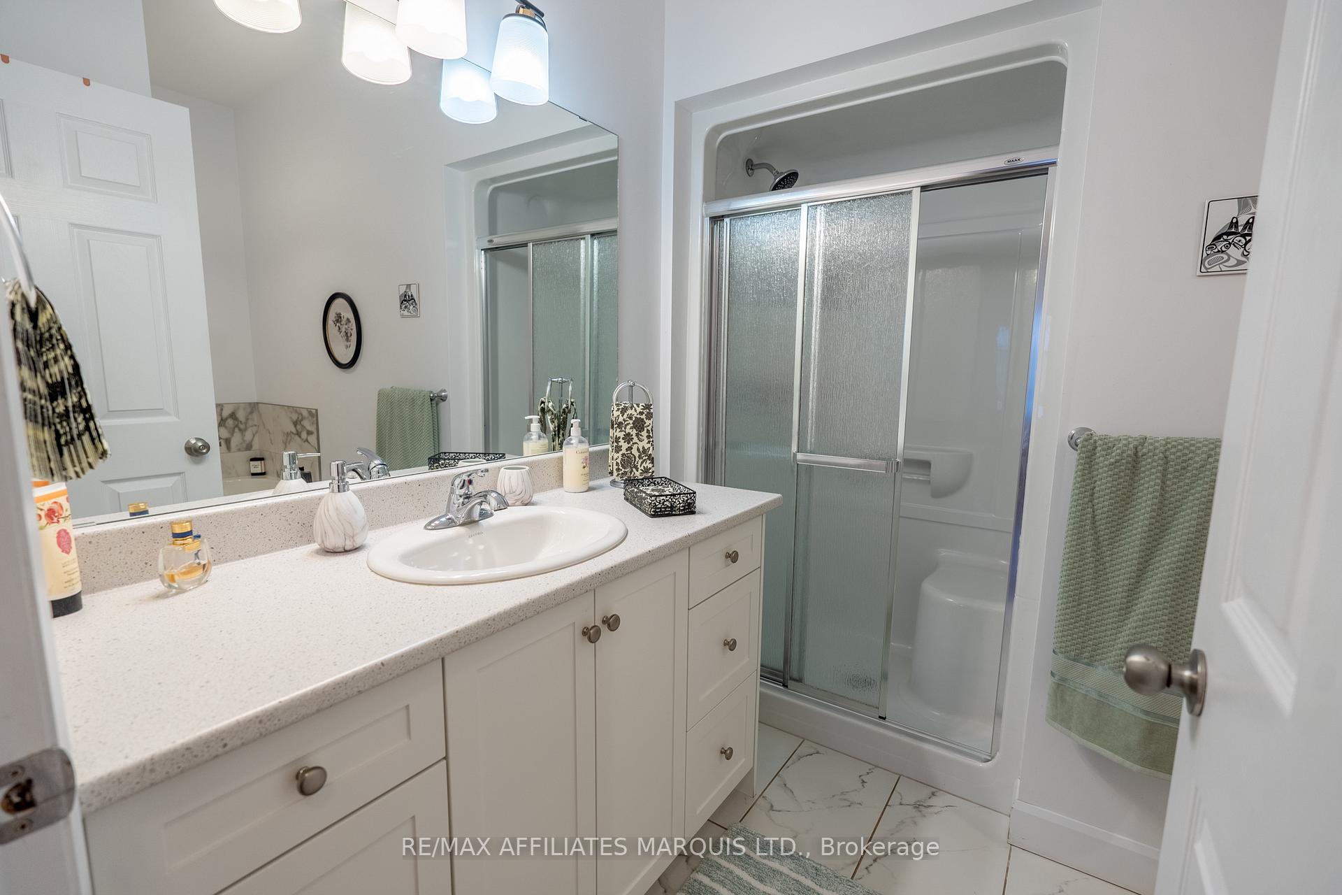 Photo 16 of 124 Emily Jade Crescent, Cornwall — HOMEH