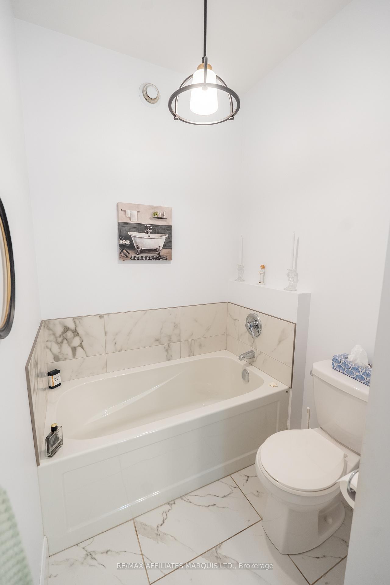 Photo 18 of 124 Emily Jade Crescent, Cornwall — HOMEH