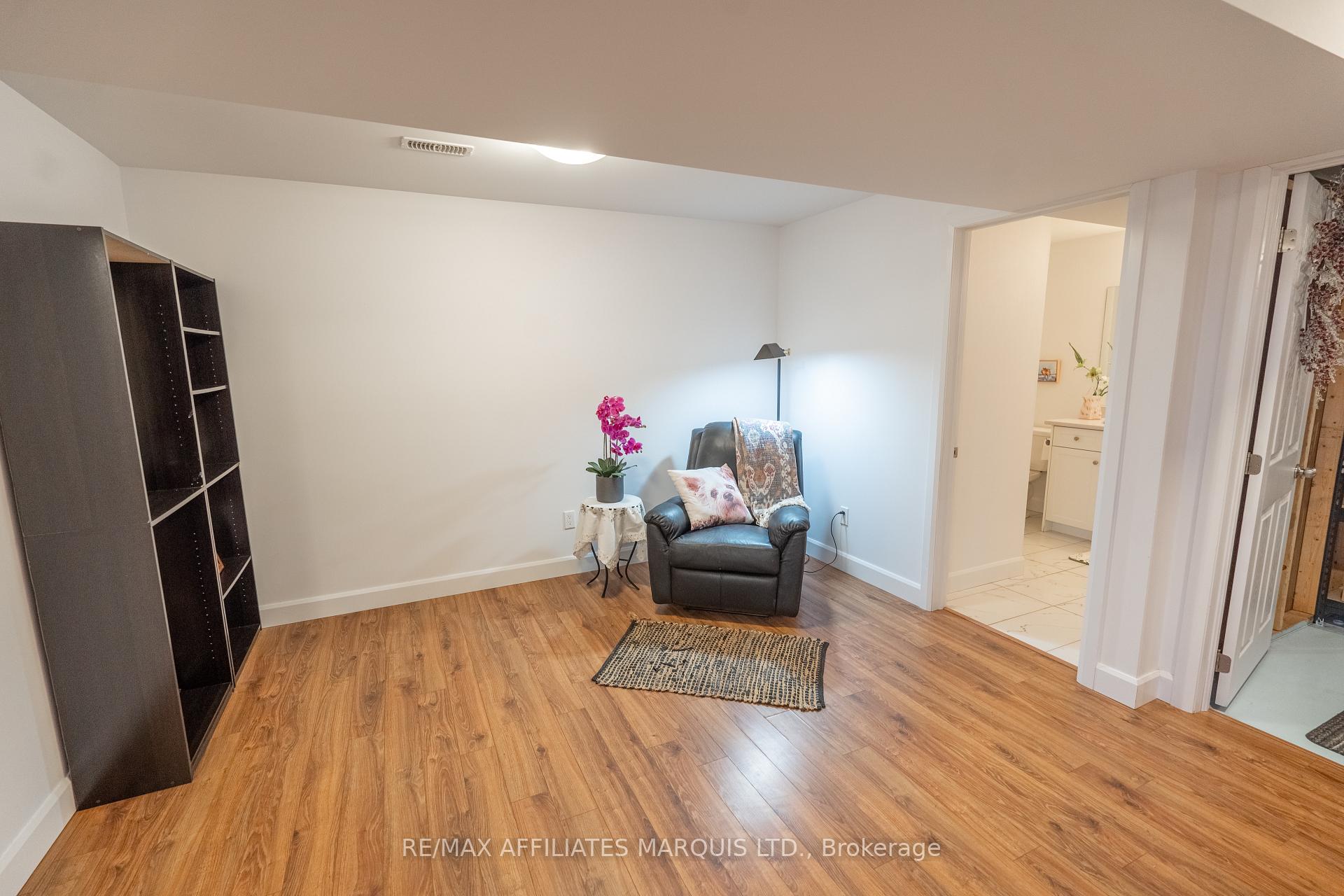 Photo 22 of 124 Emily Jade Crescent, Cornwall — HOMEH