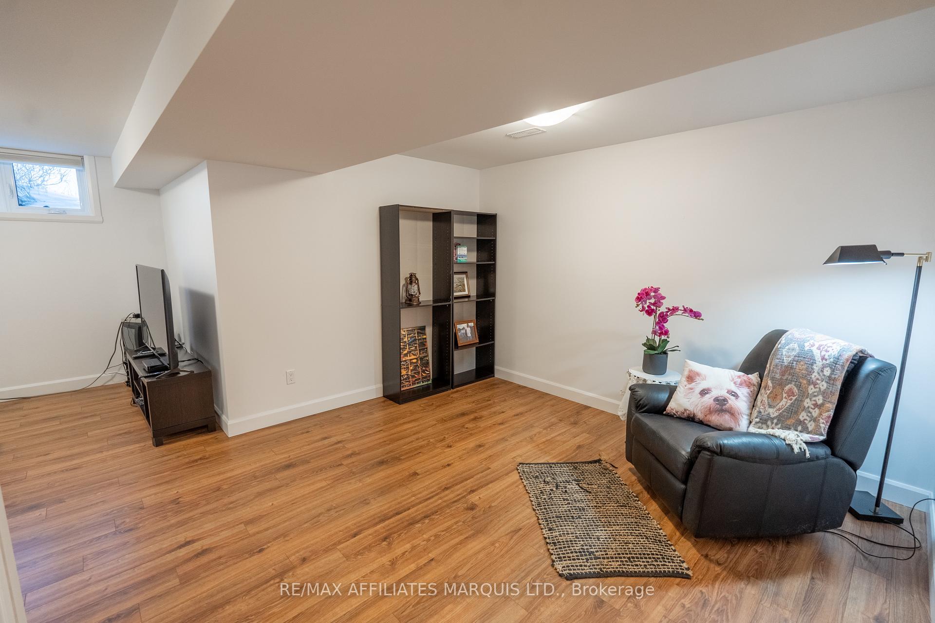 Photo 23 of 124 Emily Jade Crescent, Cornwall — HOMEH