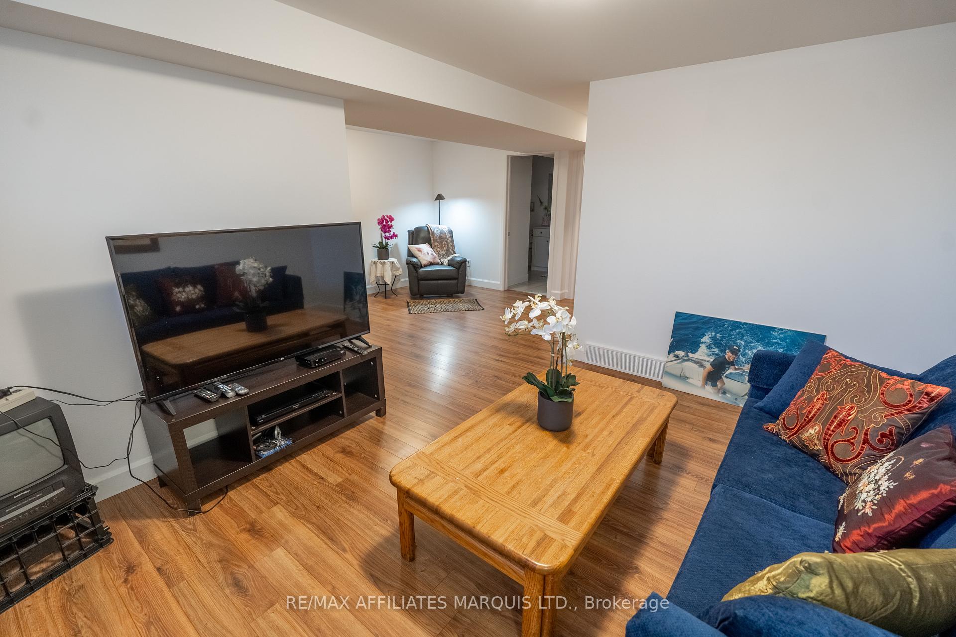 Photo 24 of 124 Emily Jade Crescent, Cornwall — HOMEH