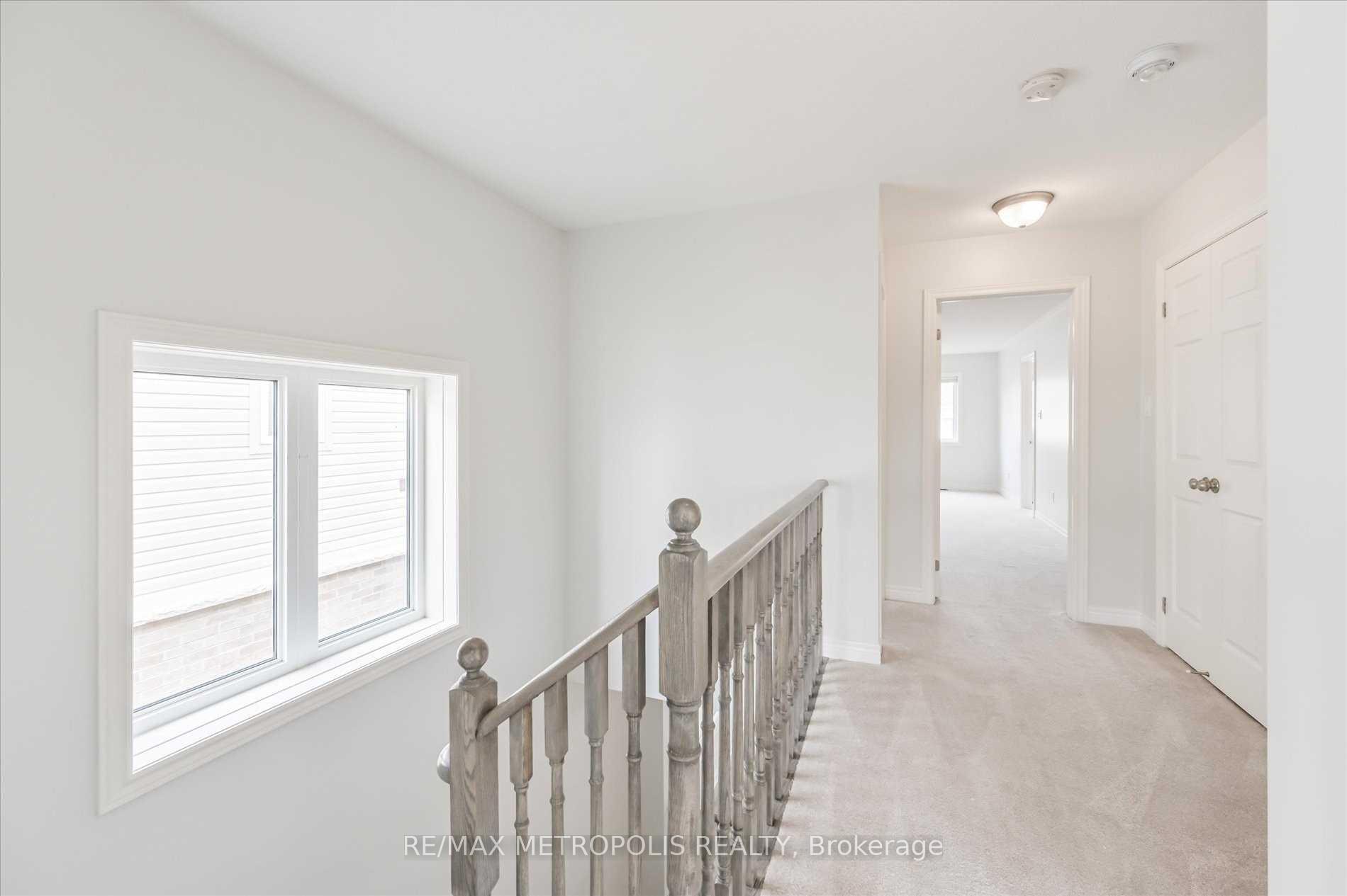 Photo 12 of 41 Hartley Avenue, Brant, Paris — HOMEH