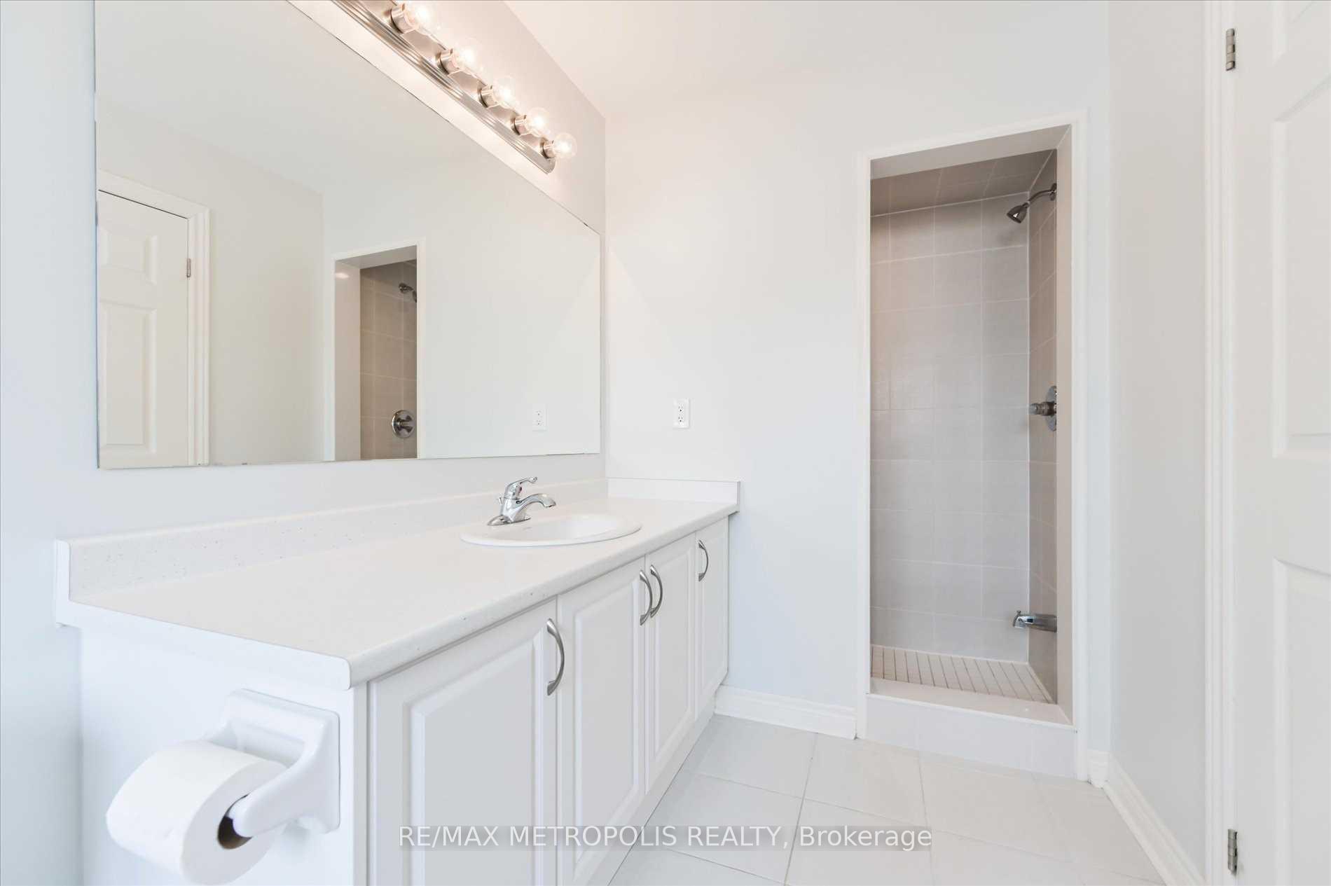 Photo 15 of 41 Hartley Avenue, Brant, Paris — HOMEH