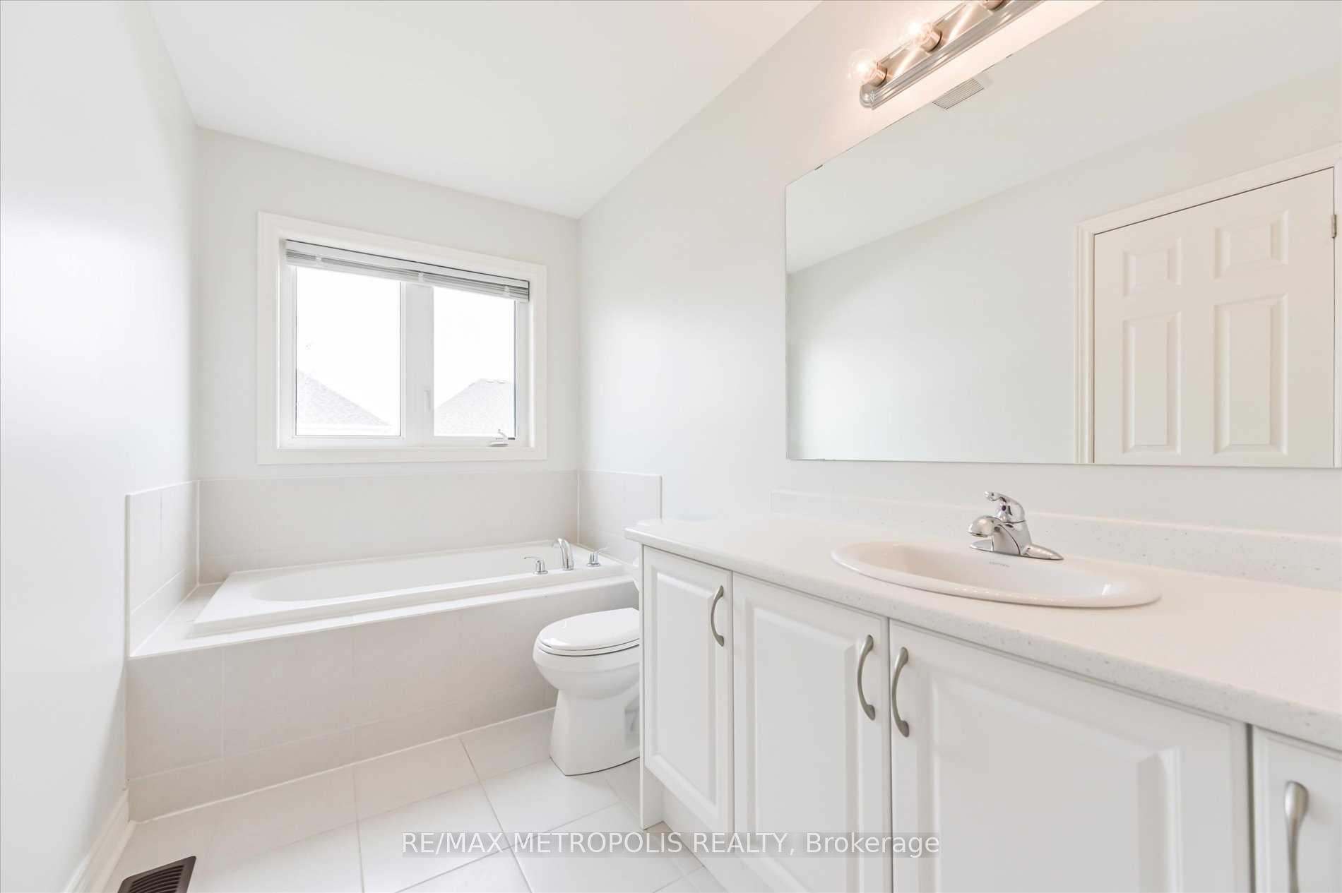 Photo 18 of 41 Hartley Avenue, Brant, Paris — HOMEH
