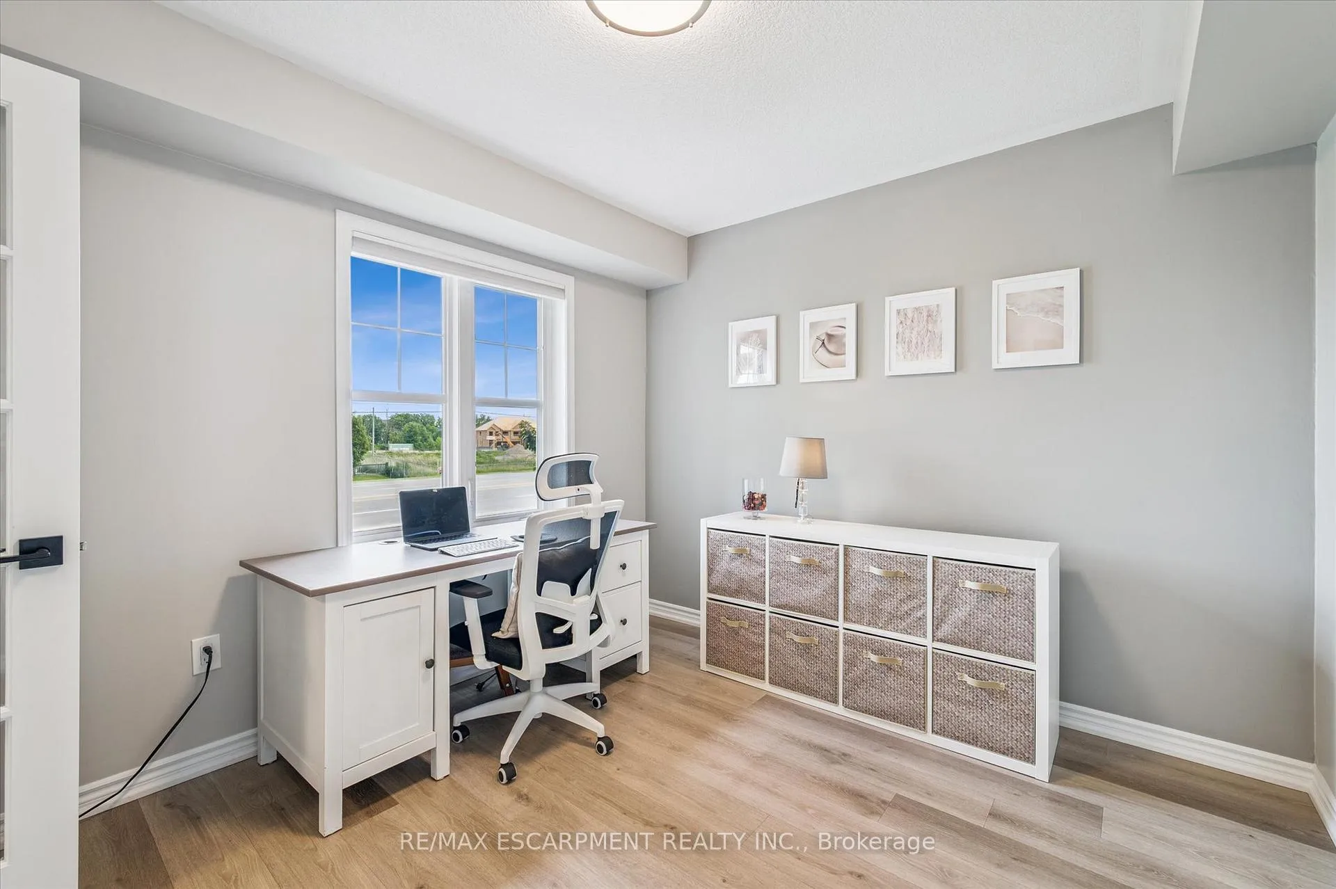 Photo 6 of Unit 80, 22 Spring Creek Drive, Hamilton, Waterdown — HOMEH