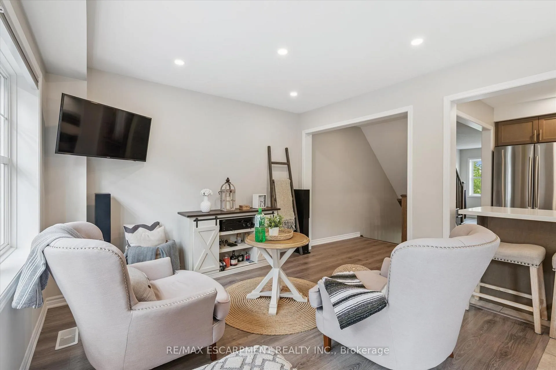 Photo 10 of Unit 80, 22 Spring Creek Drive, Hamilton, Waterdown — HOMEH