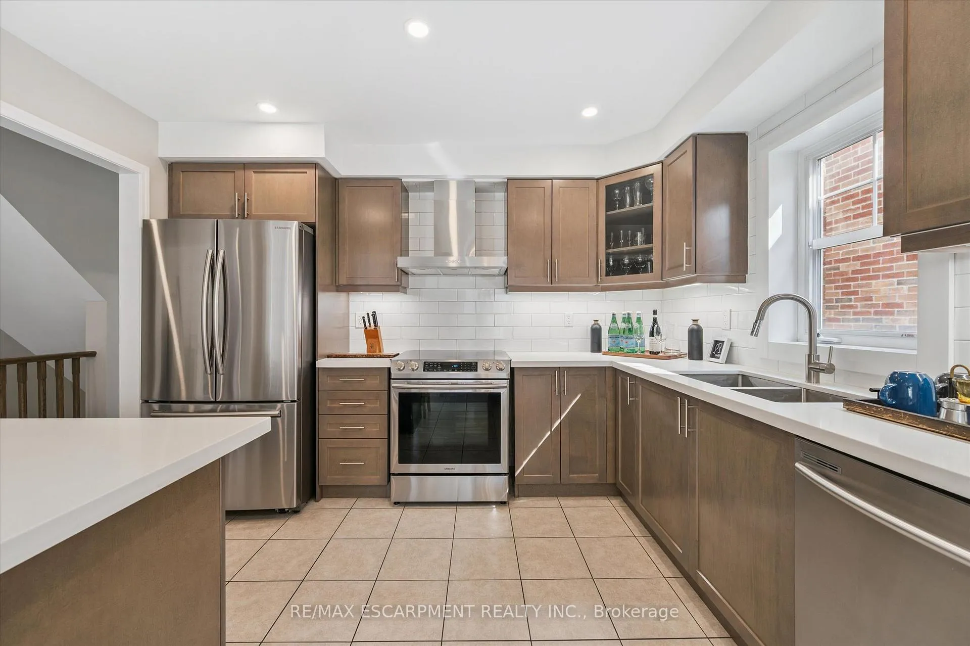 Photo 15 of Unit 80, 22 Spring Creek Drive, Hamilton, Waterdown — HOMEH