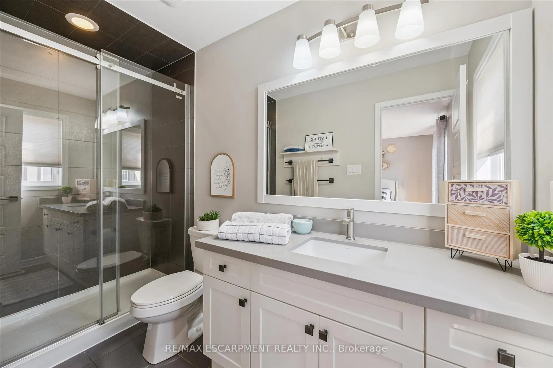 Photo 29 of Unit 80, 22 Spring Creek Drive, Hamilton, Waterdown — HOMEH