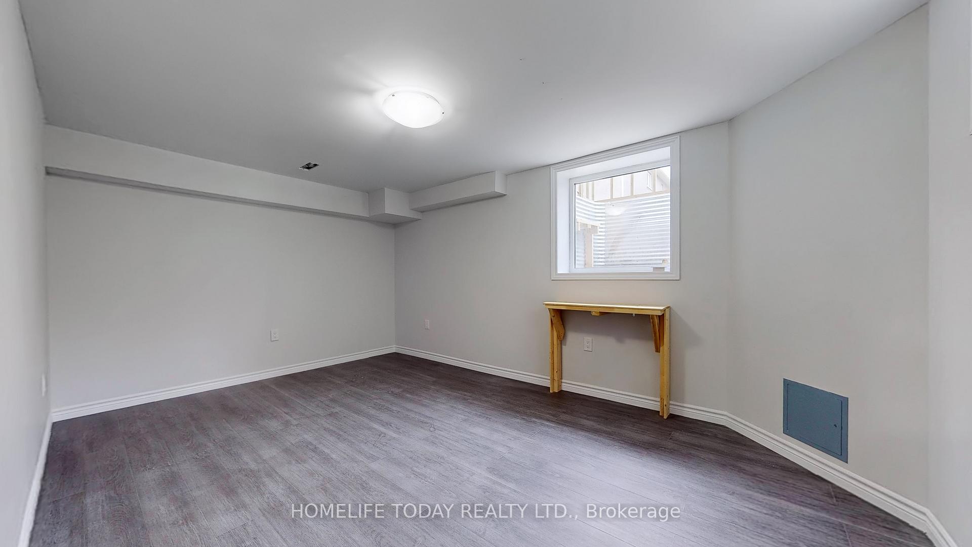Photo 37 of 13 Elsegood Drive, Guelph, Kortright Hills — HOMEH