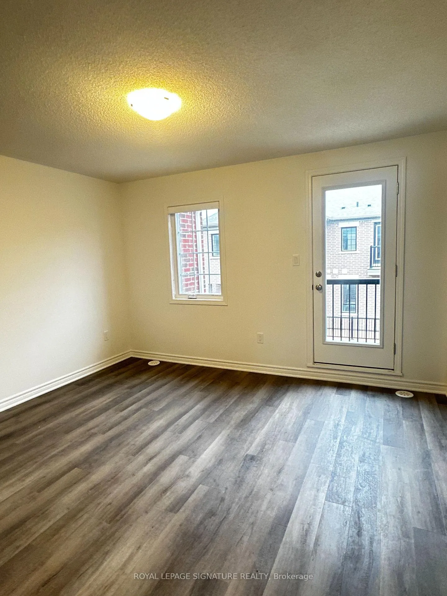 Photo 4 of Unit 12, 1259 Lily Crescent, Milton, Walker — HOMEH