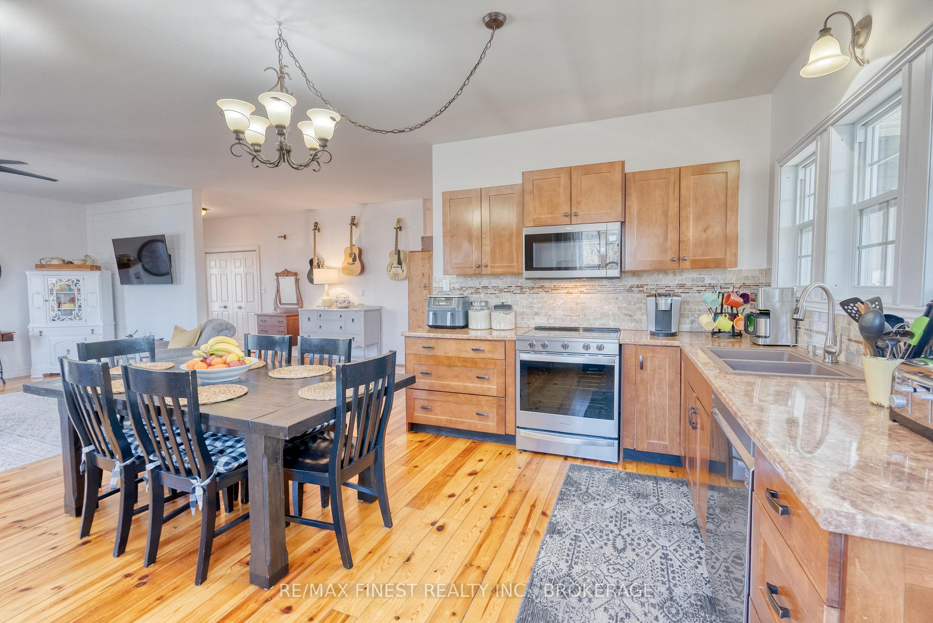 Photo 22 of 1208 Warrington Road, Frontenac, Frontenac Centre — HOMEH
