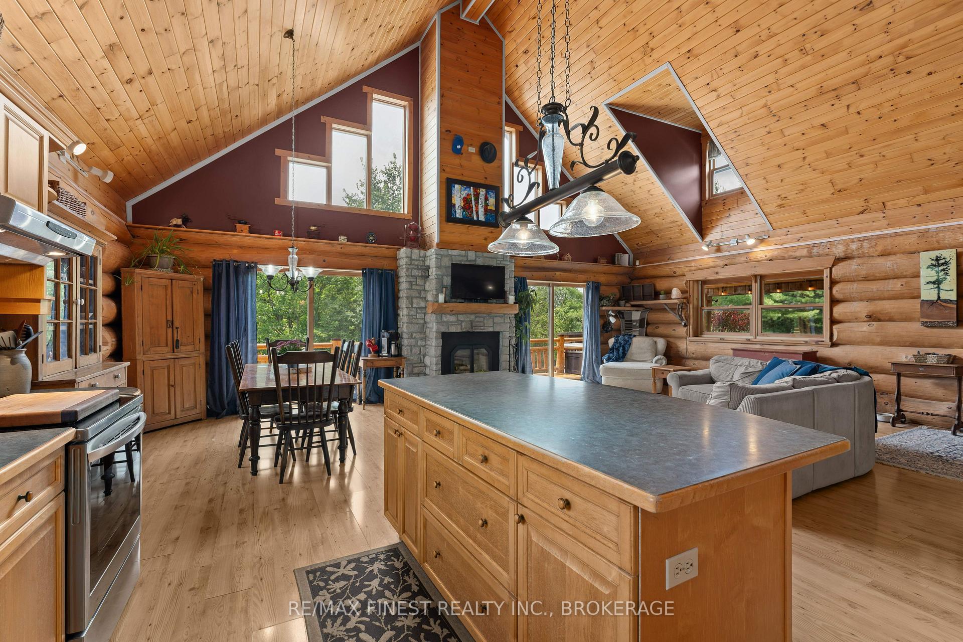 Photo 13 of 5006 Wallace Road, Frontenac, Frontenac South — HOMEH