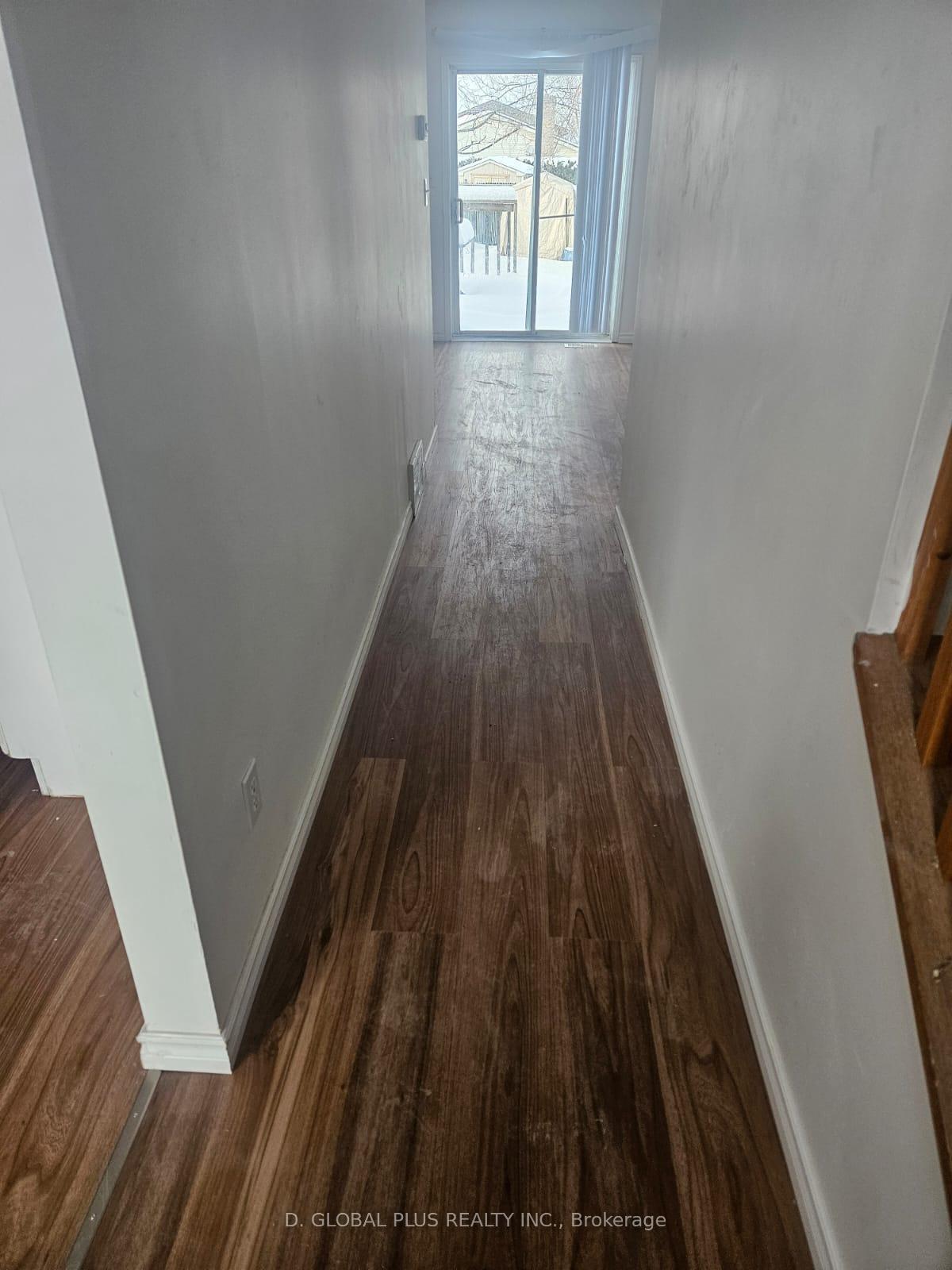 Photo 12 of 127 Eleventh Street E, Cornwall — HOMEH